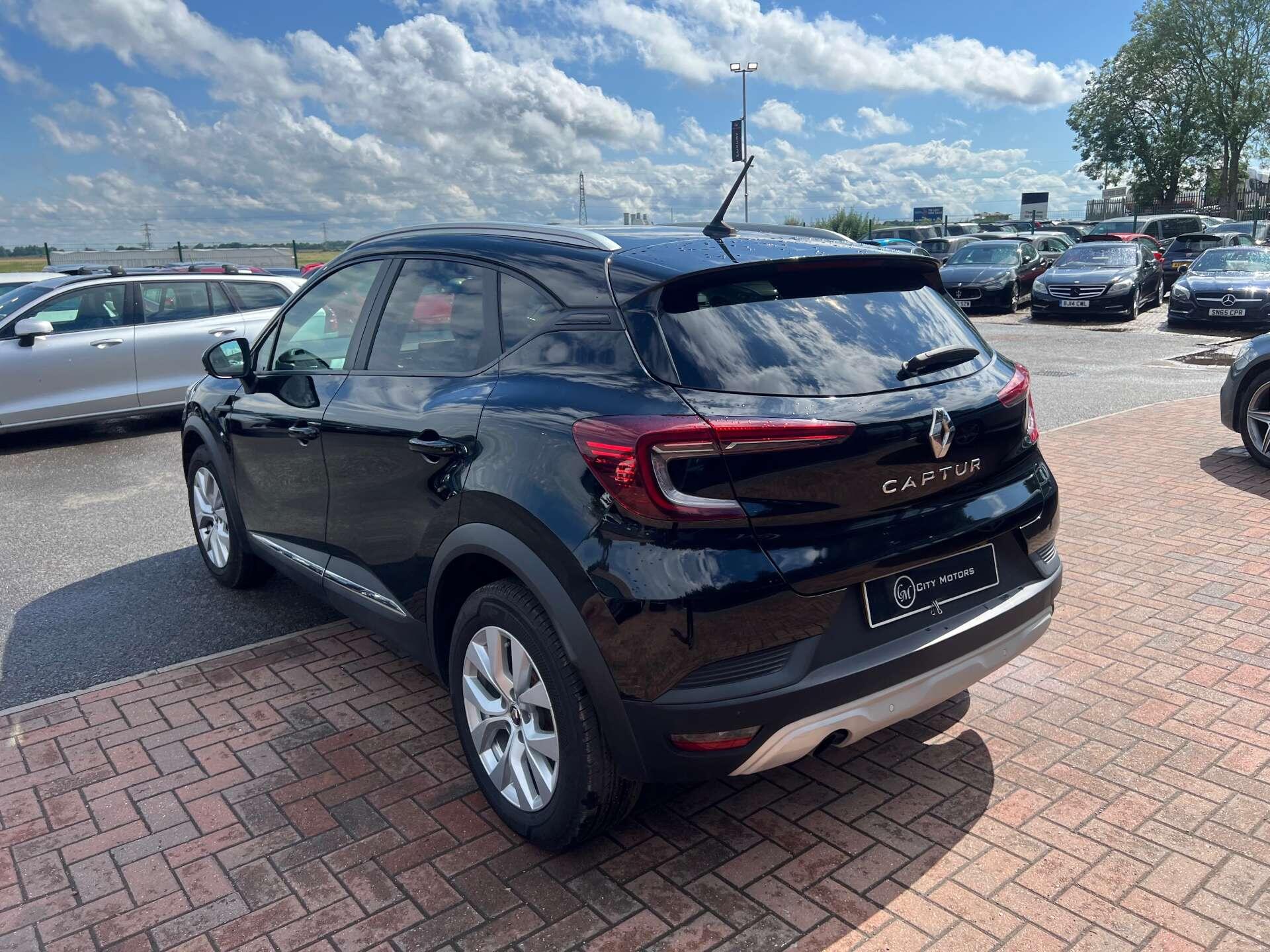 Renault Captur view 9