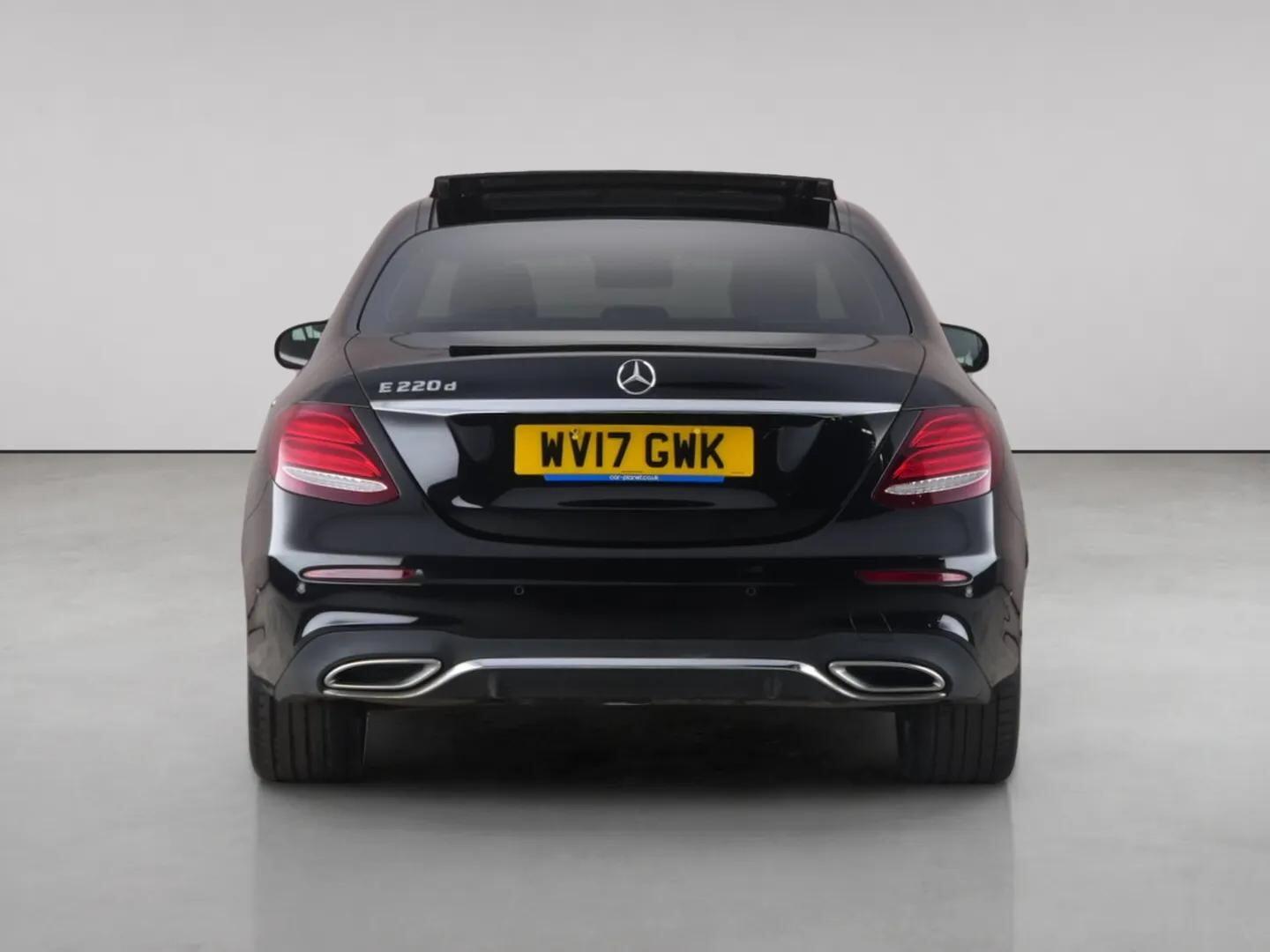 Mercedes-Benz E-Class view 7