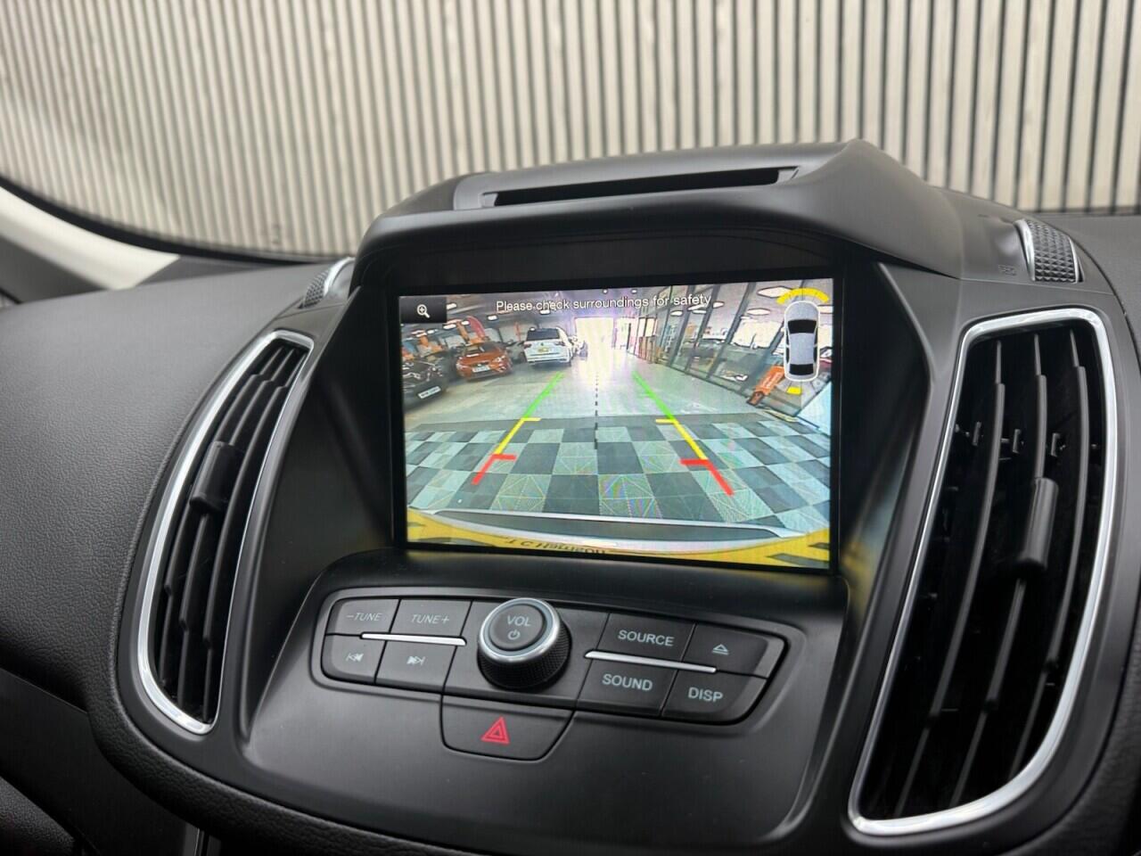 Ford C-Max view 19