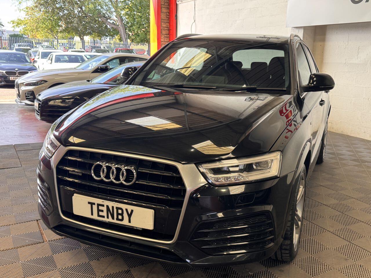 Audi Q3 view 5