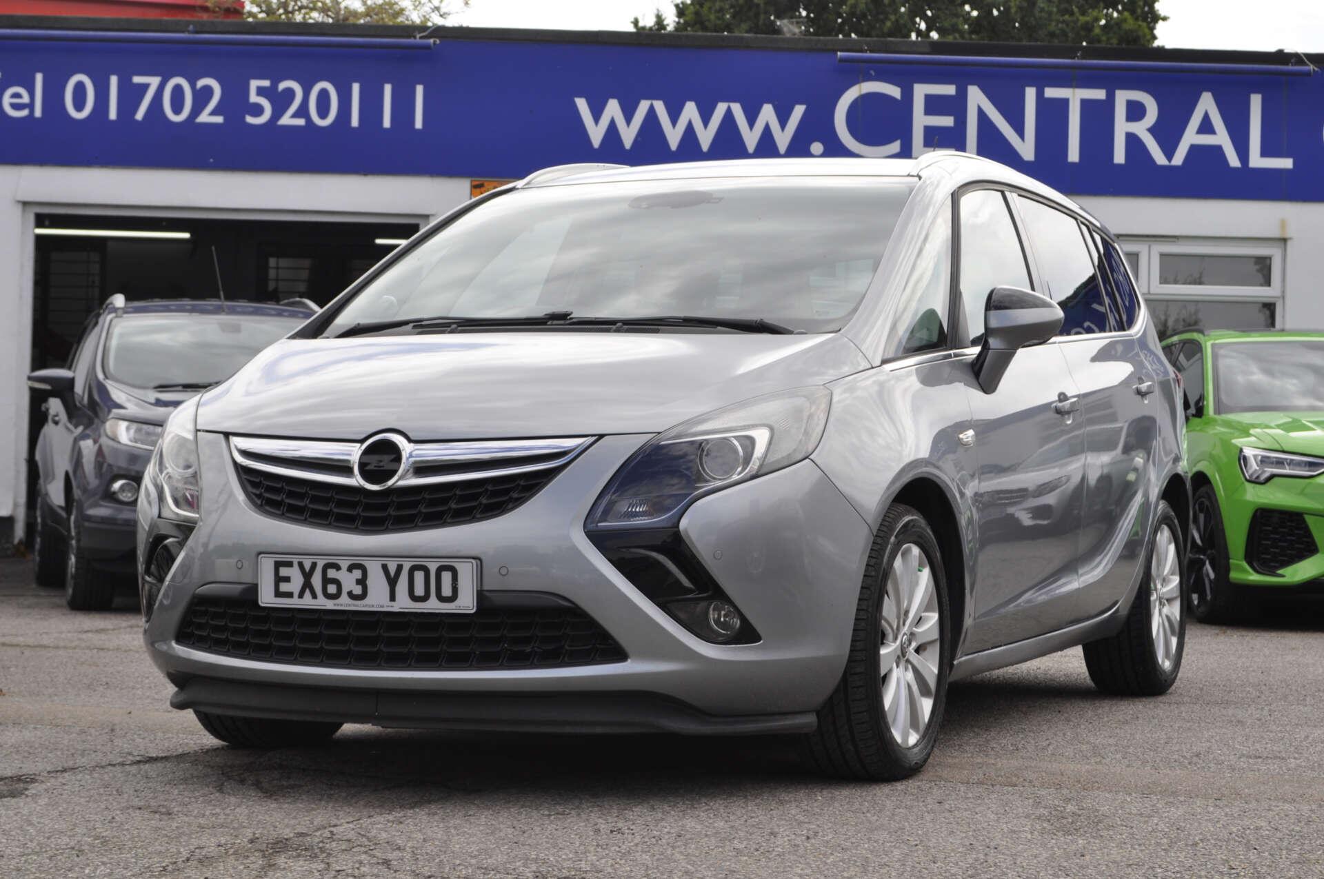Vauxhall Zafira Tourer view 28