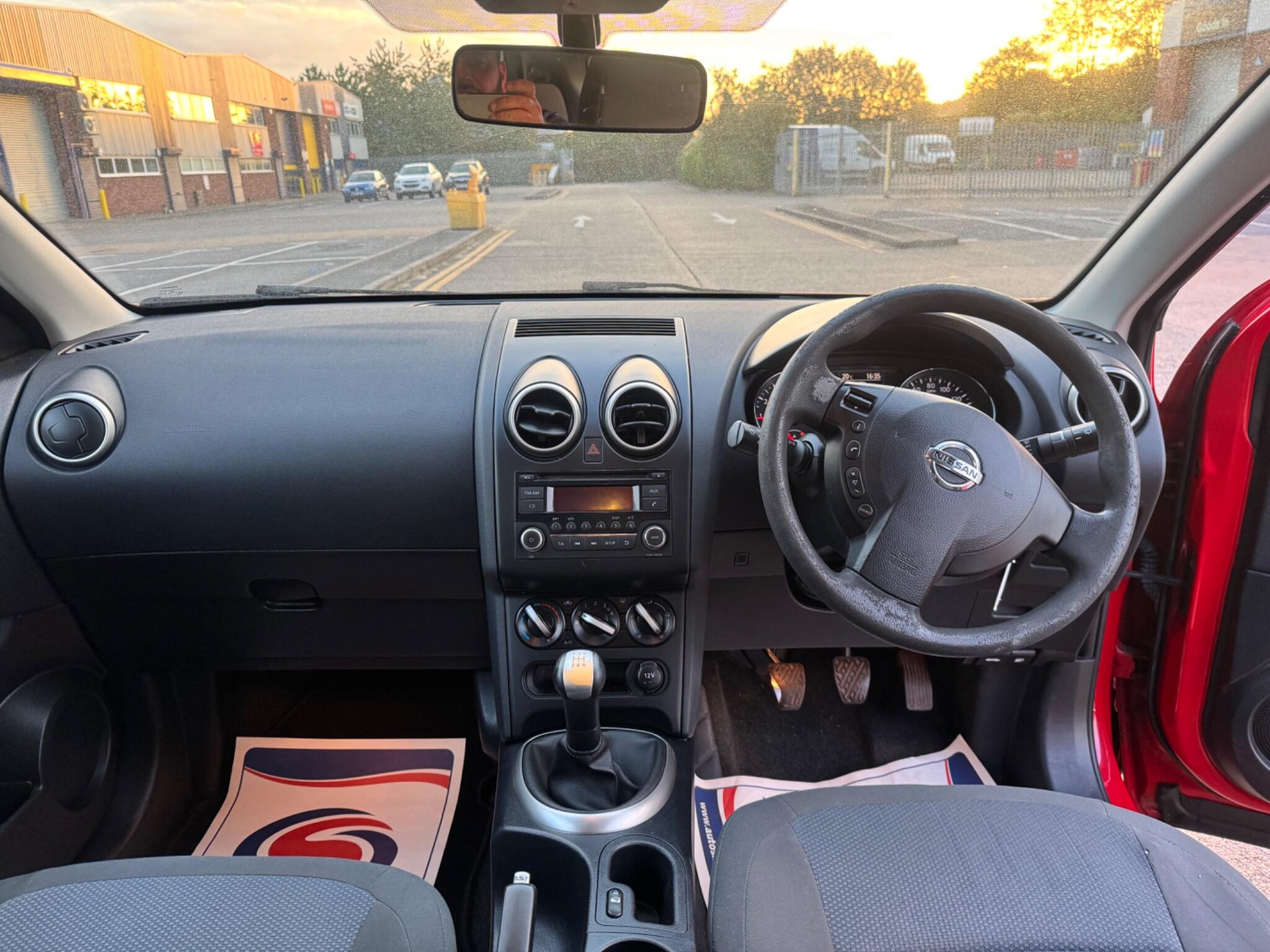Nissan Qashqai+2 view 20