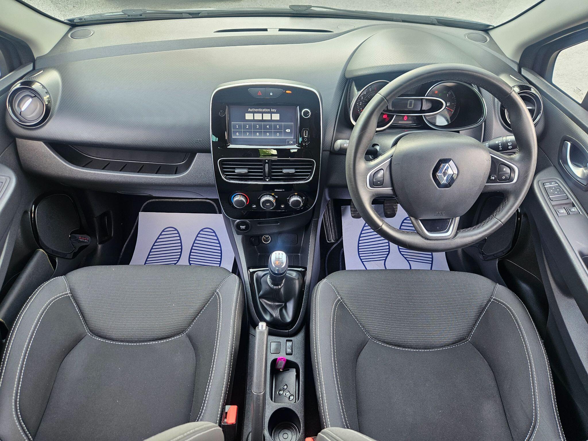 2018 Renault Clio image 23