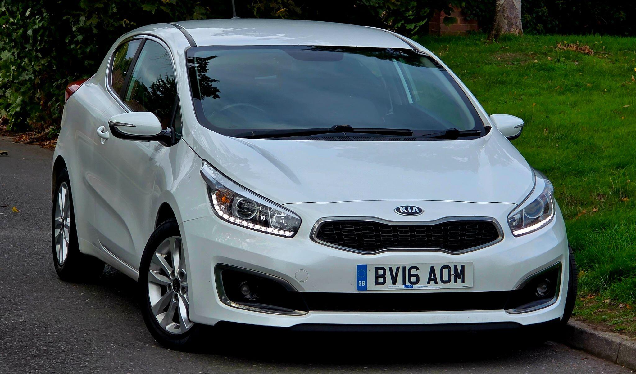 Kia ProCeed view 7