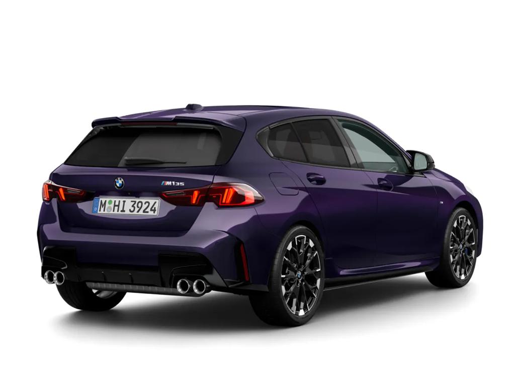 BMW 1 Series view 3
