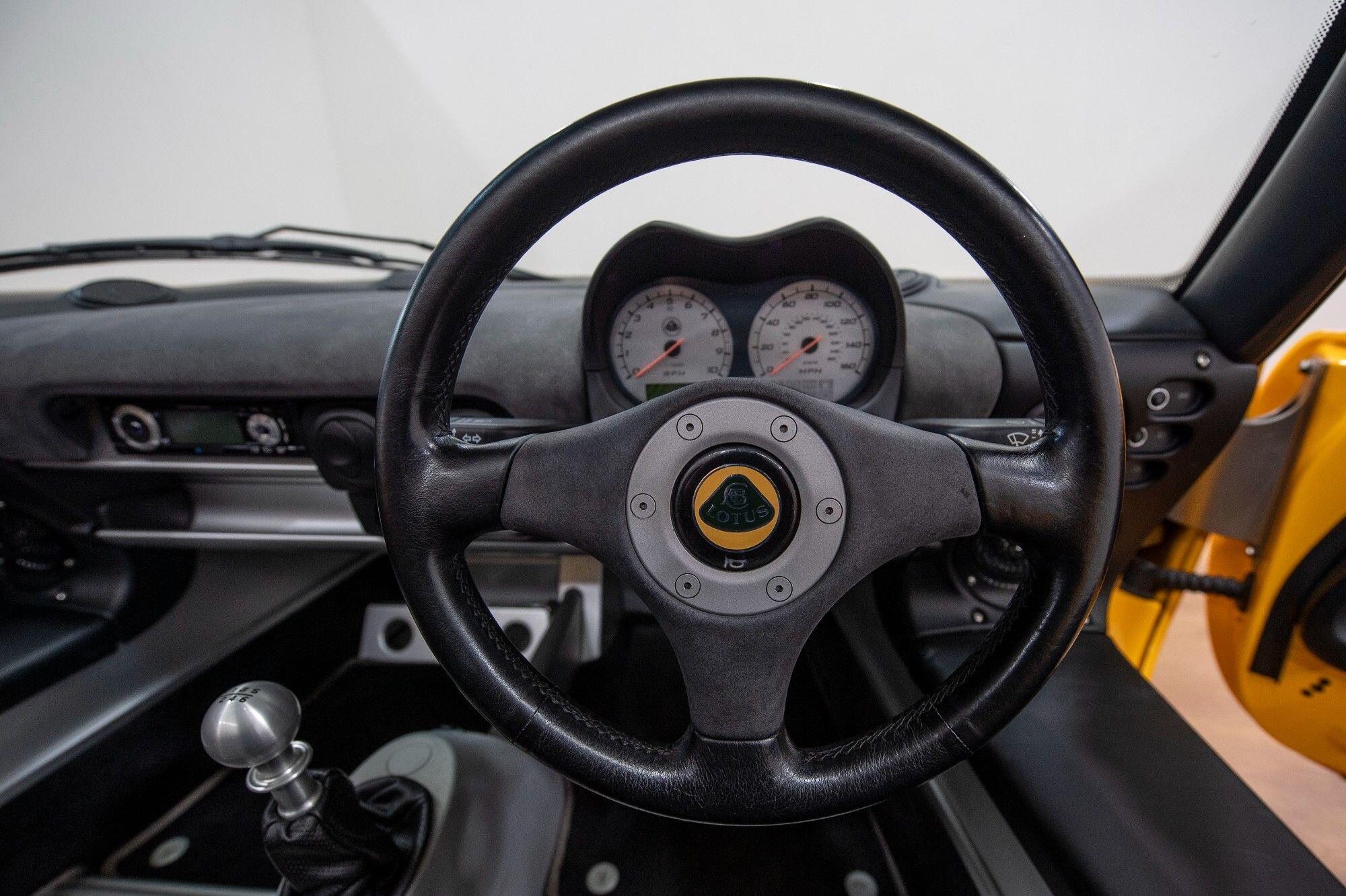 Lotus Elise view 16