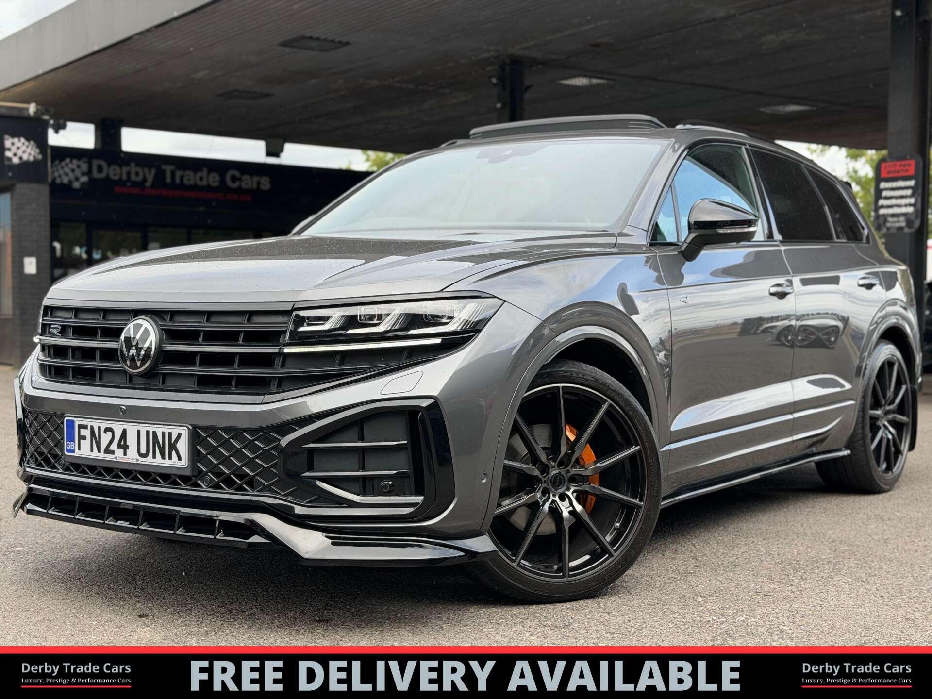 Volkswagen Touareg main image