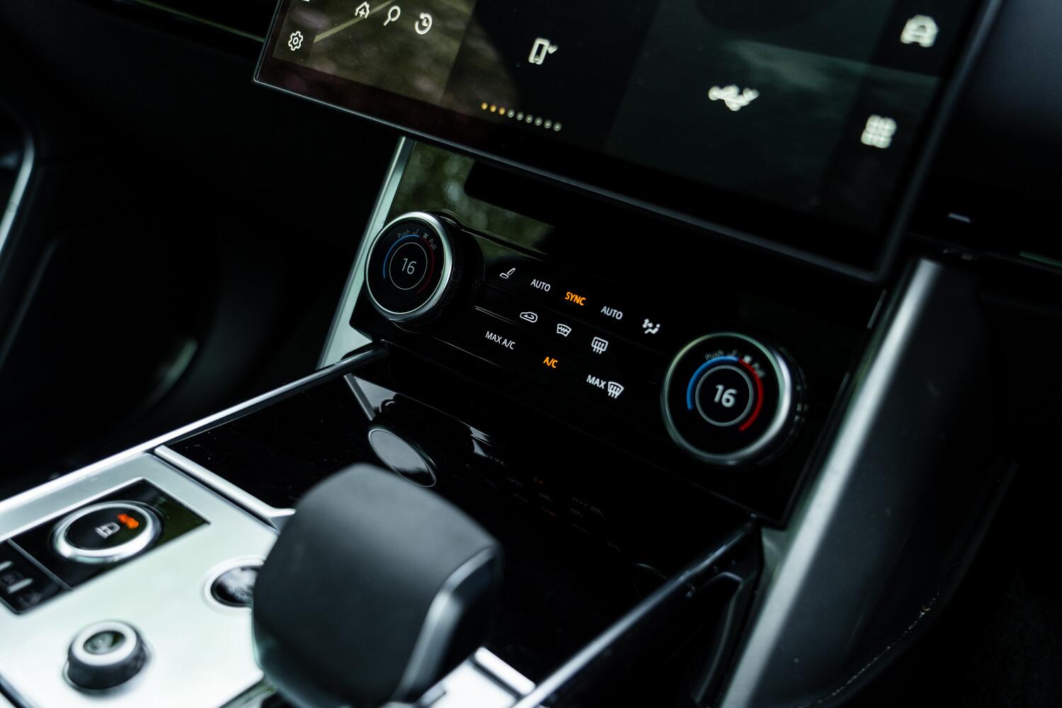 Land Rover Range Rover view 45