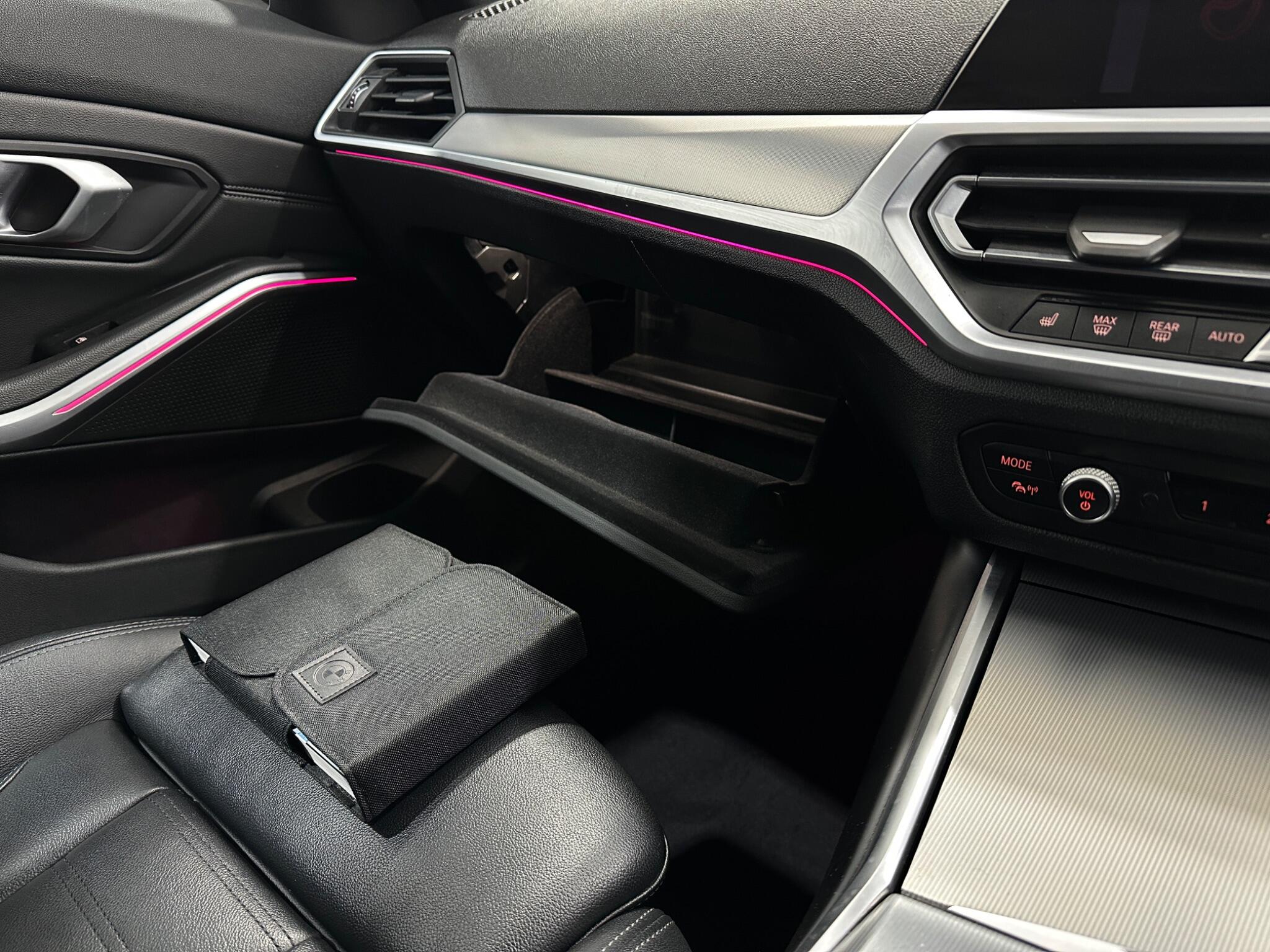 BMW 3 Series view 28