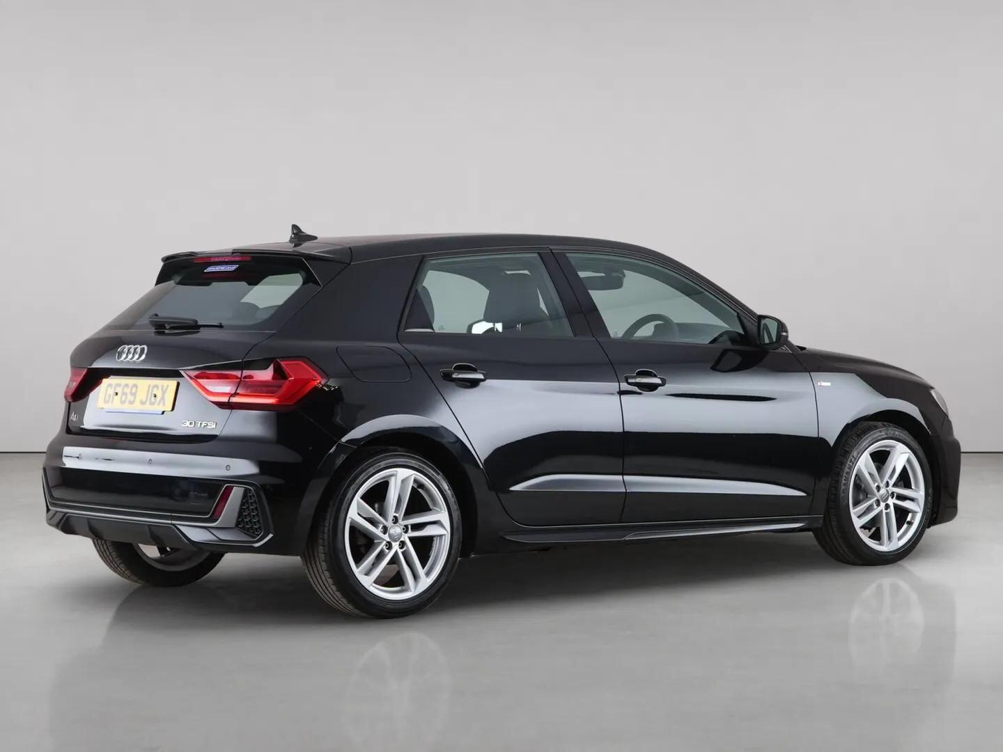 Audi A1 view 6
