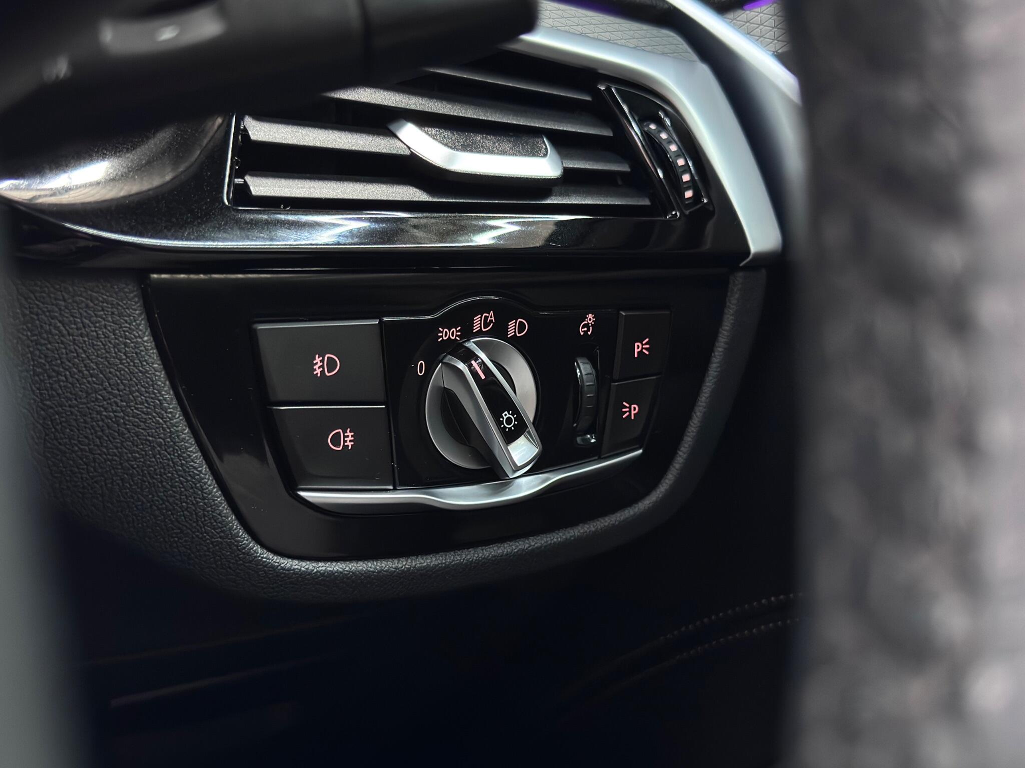 BMW 5 Series view 45