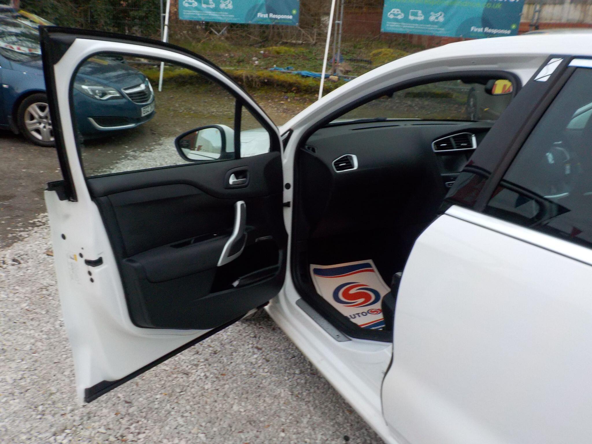 DS AUTOMOBILES DS 4 1.6 BlueHDi DStyle Nav Euro 6 (s/s) 5dr