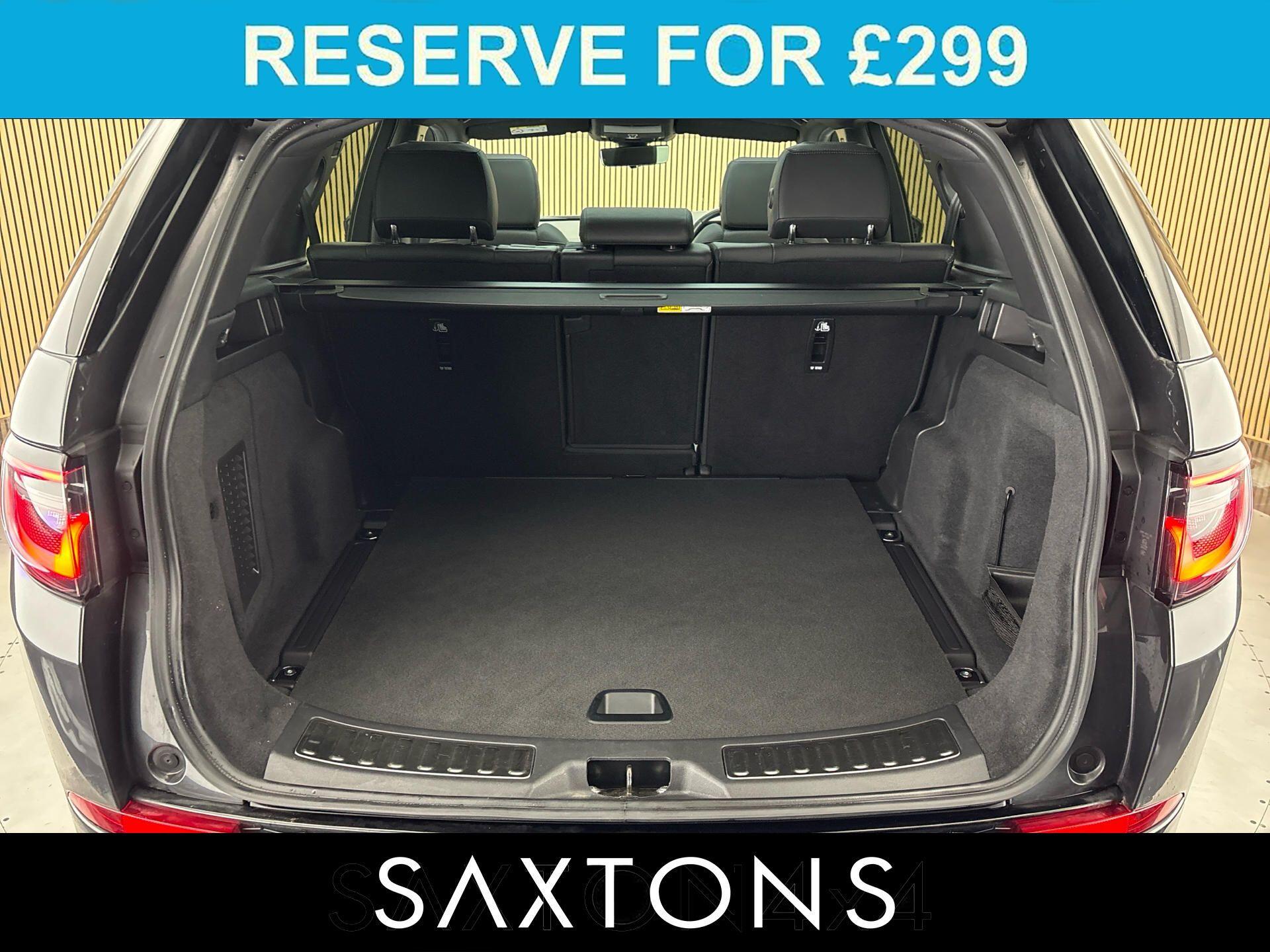 Land Rover Discovery Sport view 14