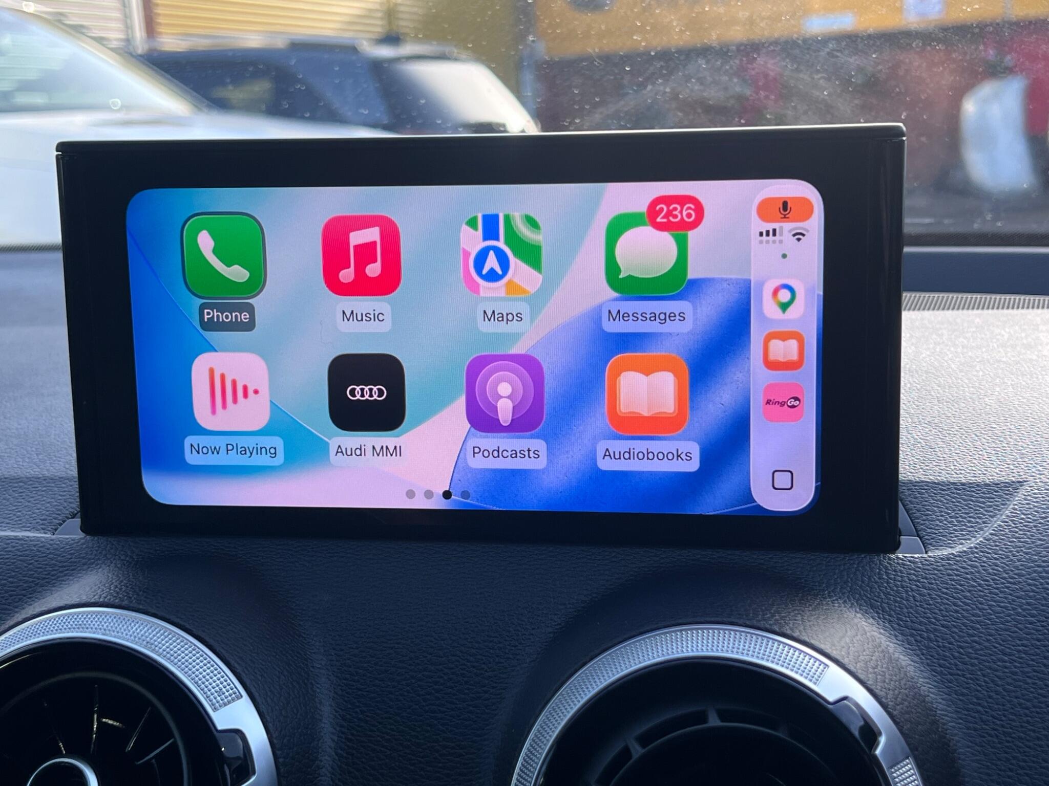 Audi Q2 view 21
