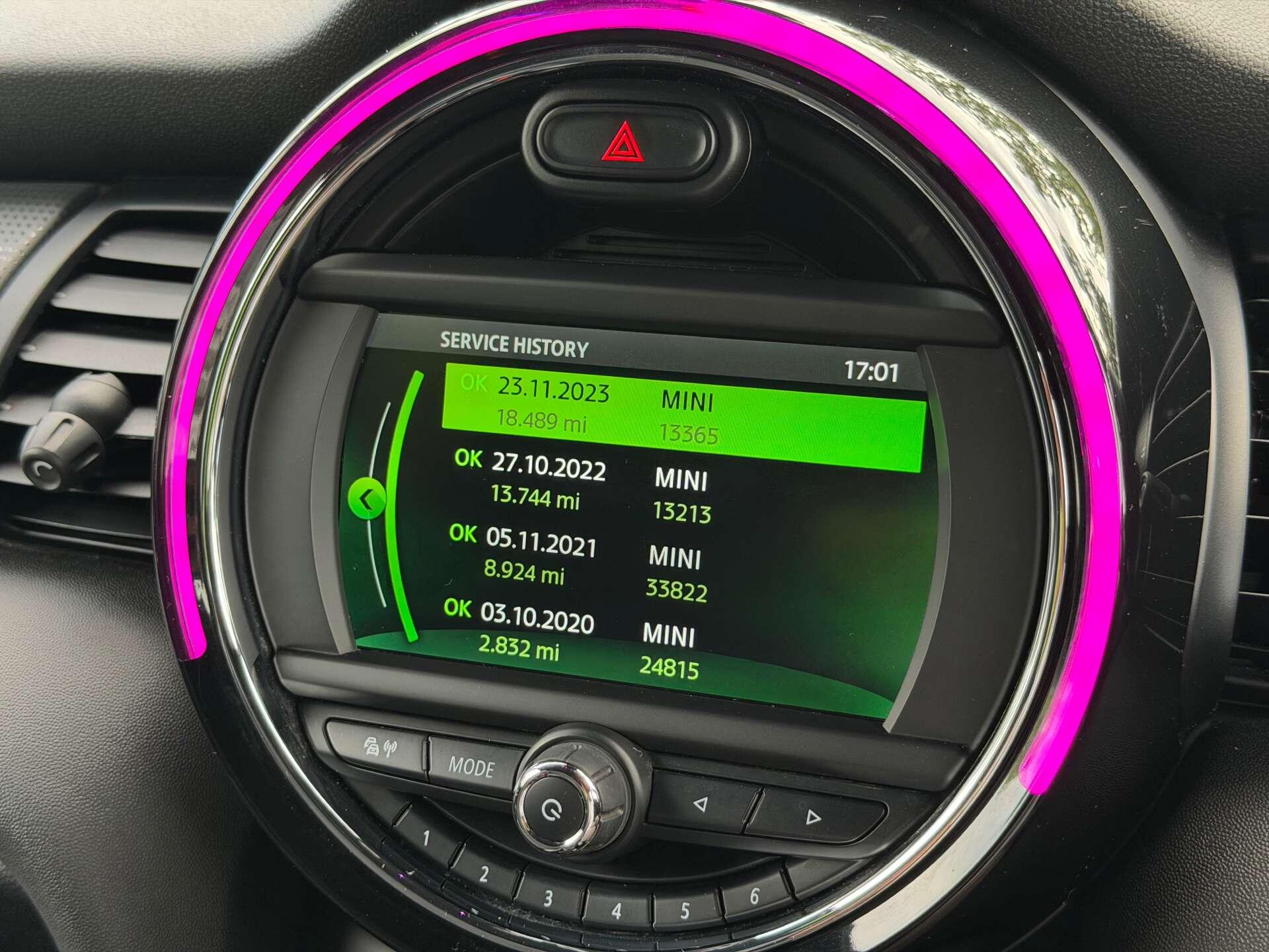 Mini Hatch view 31