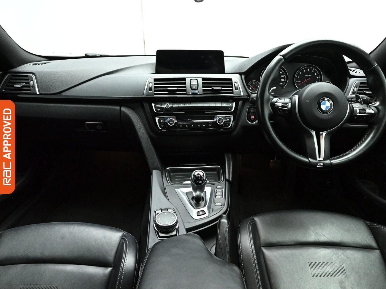 BMW M4 view 2
