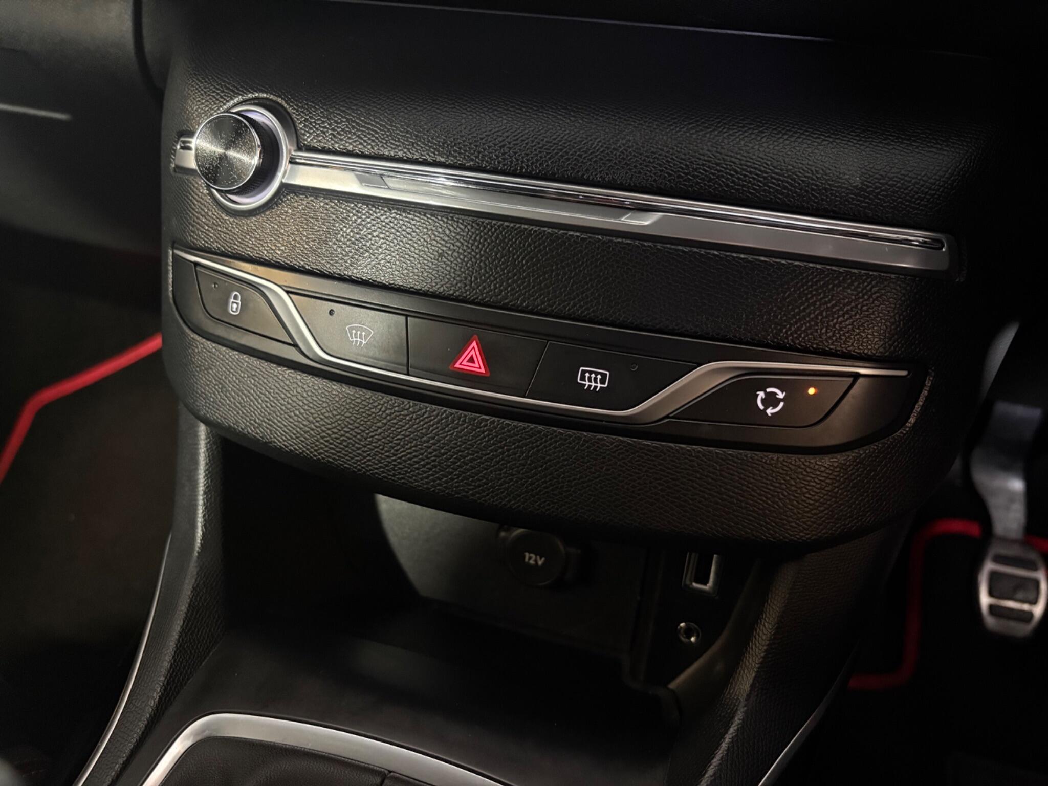 Peugeot 308 view 20