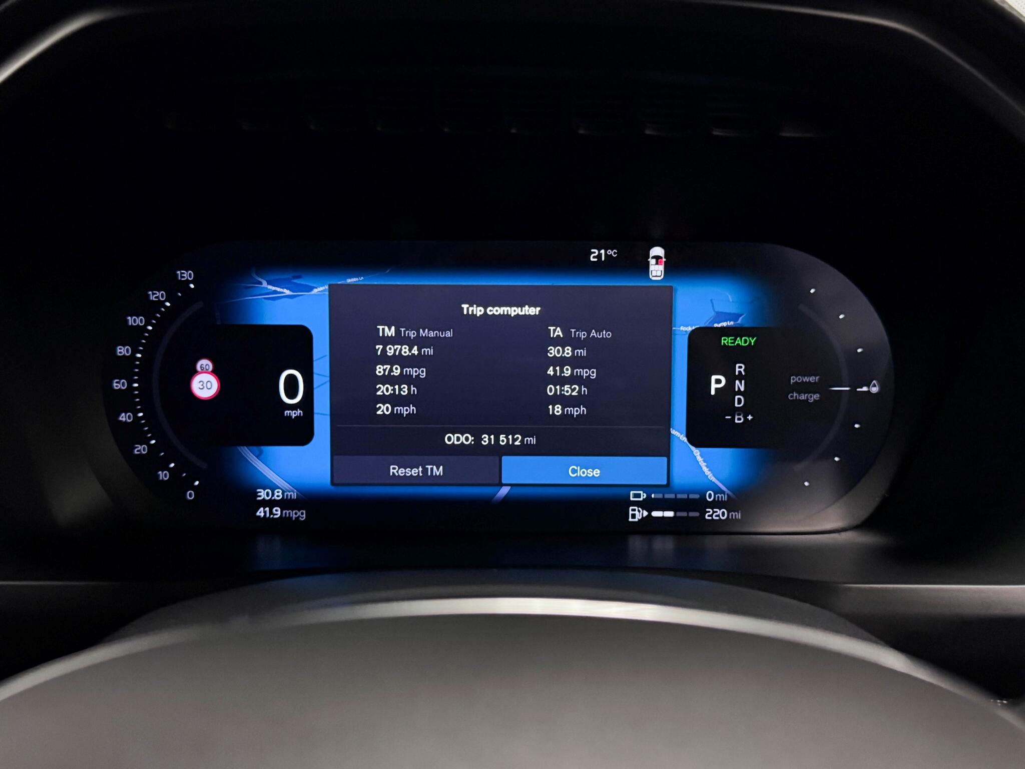 Volvo XC90 view 18