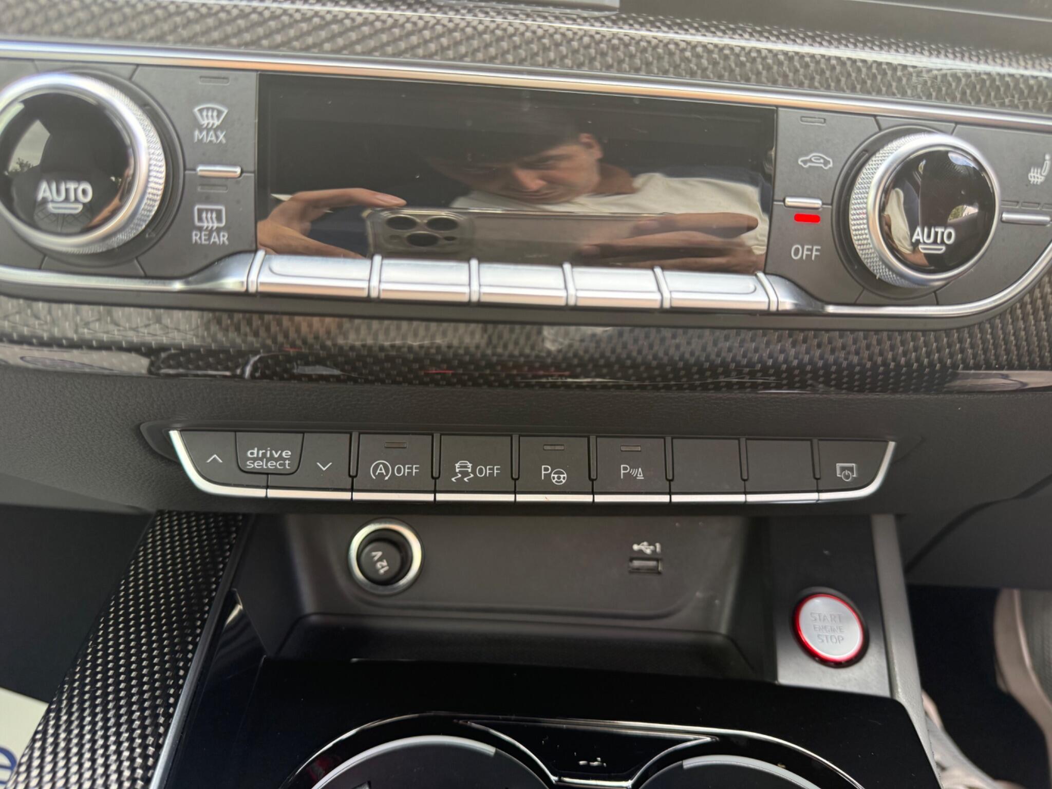 Audi S4 view 36