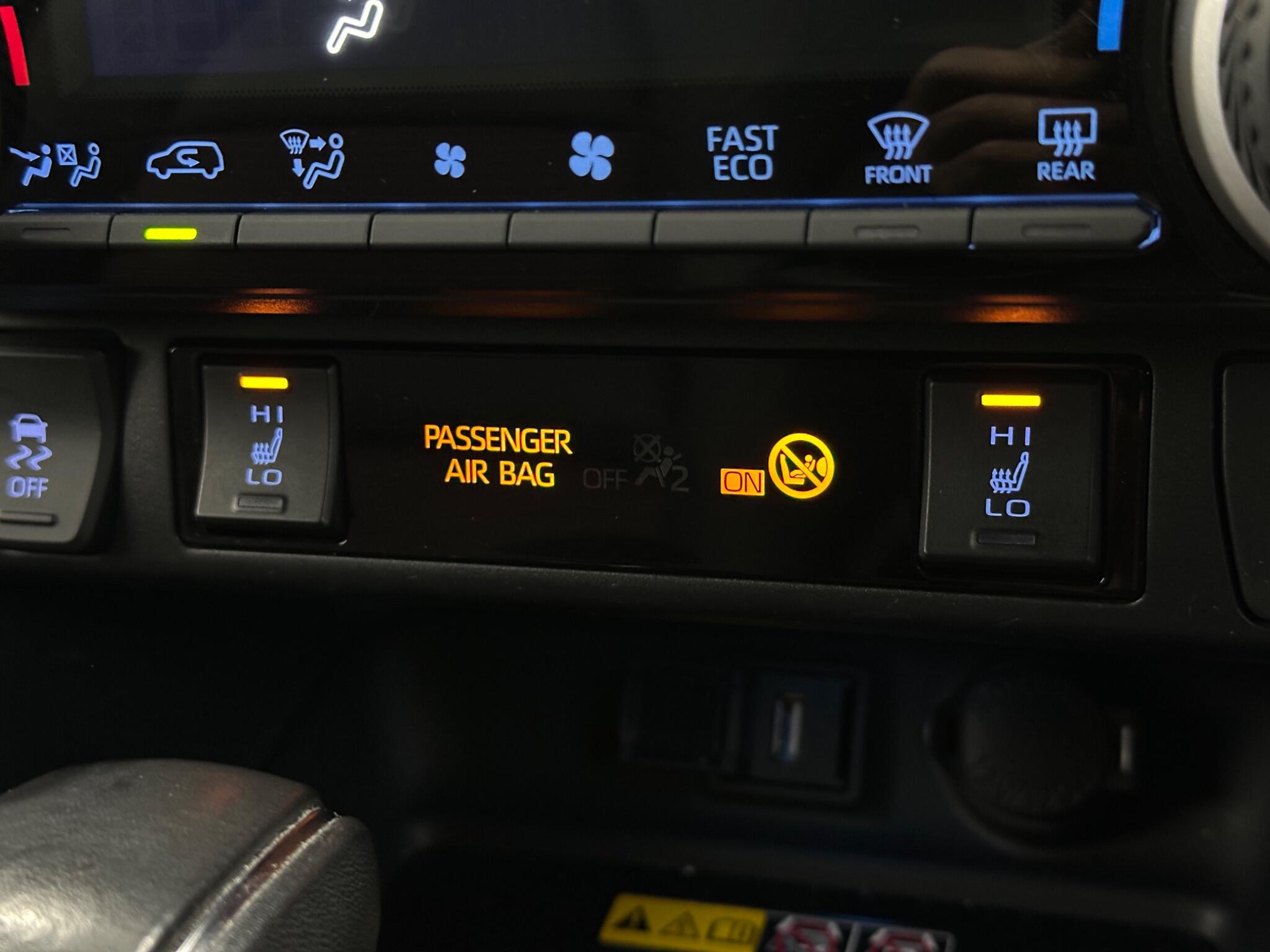Toyota Rav4 view 21