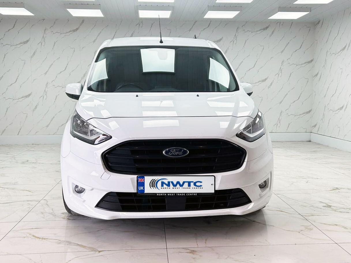 Ford Transit Connect view 5