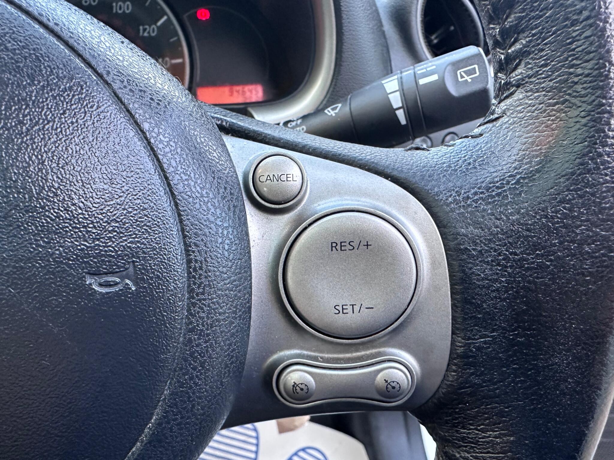 2012 Nissan Micra image 15
