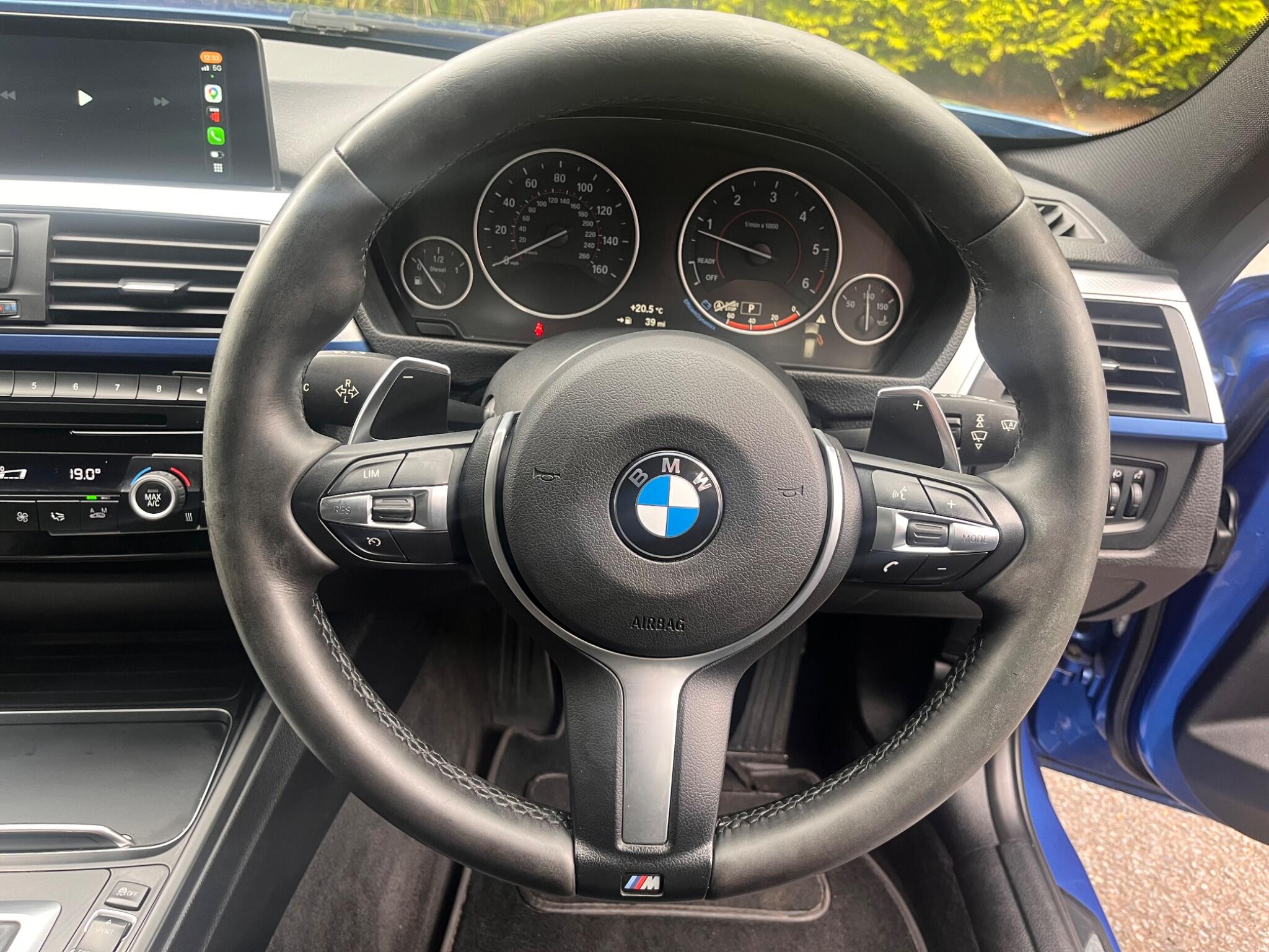 BMW 3 Series view 27