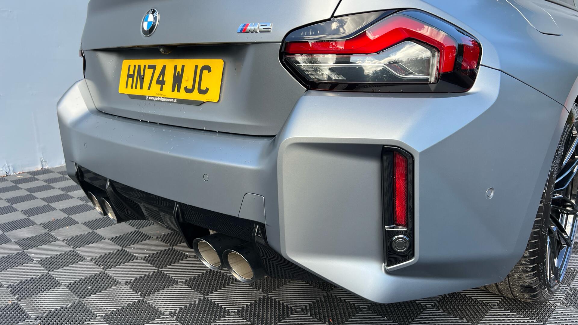 BMW M2 view 28