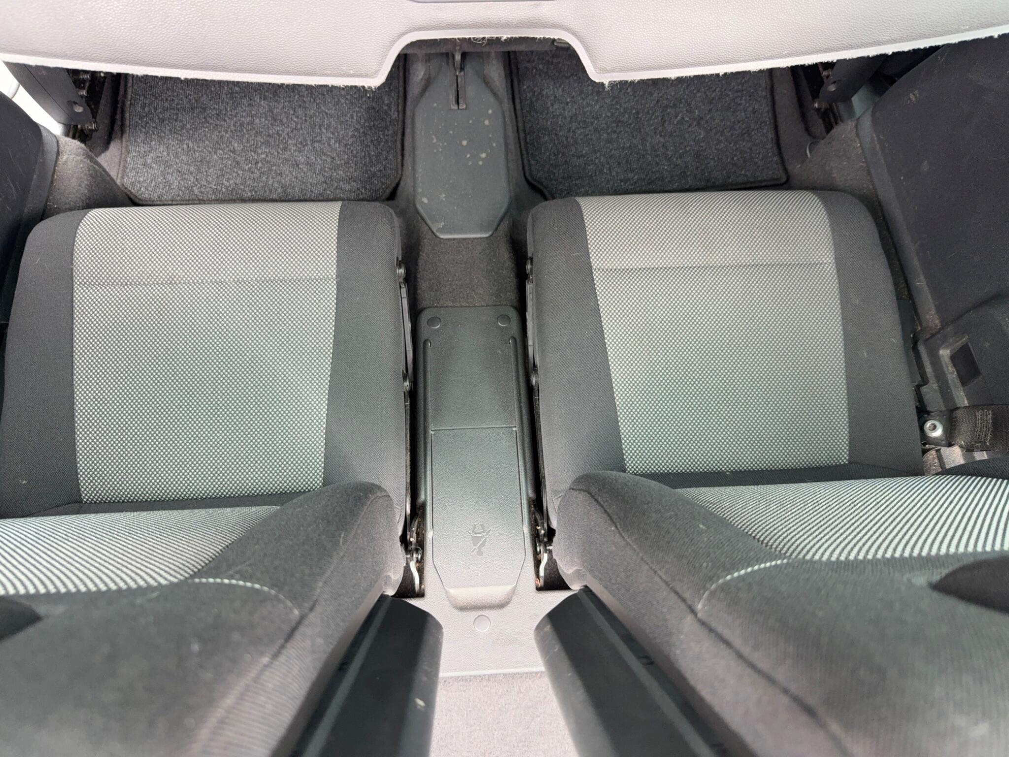 Vauxhall Zafira view 17
