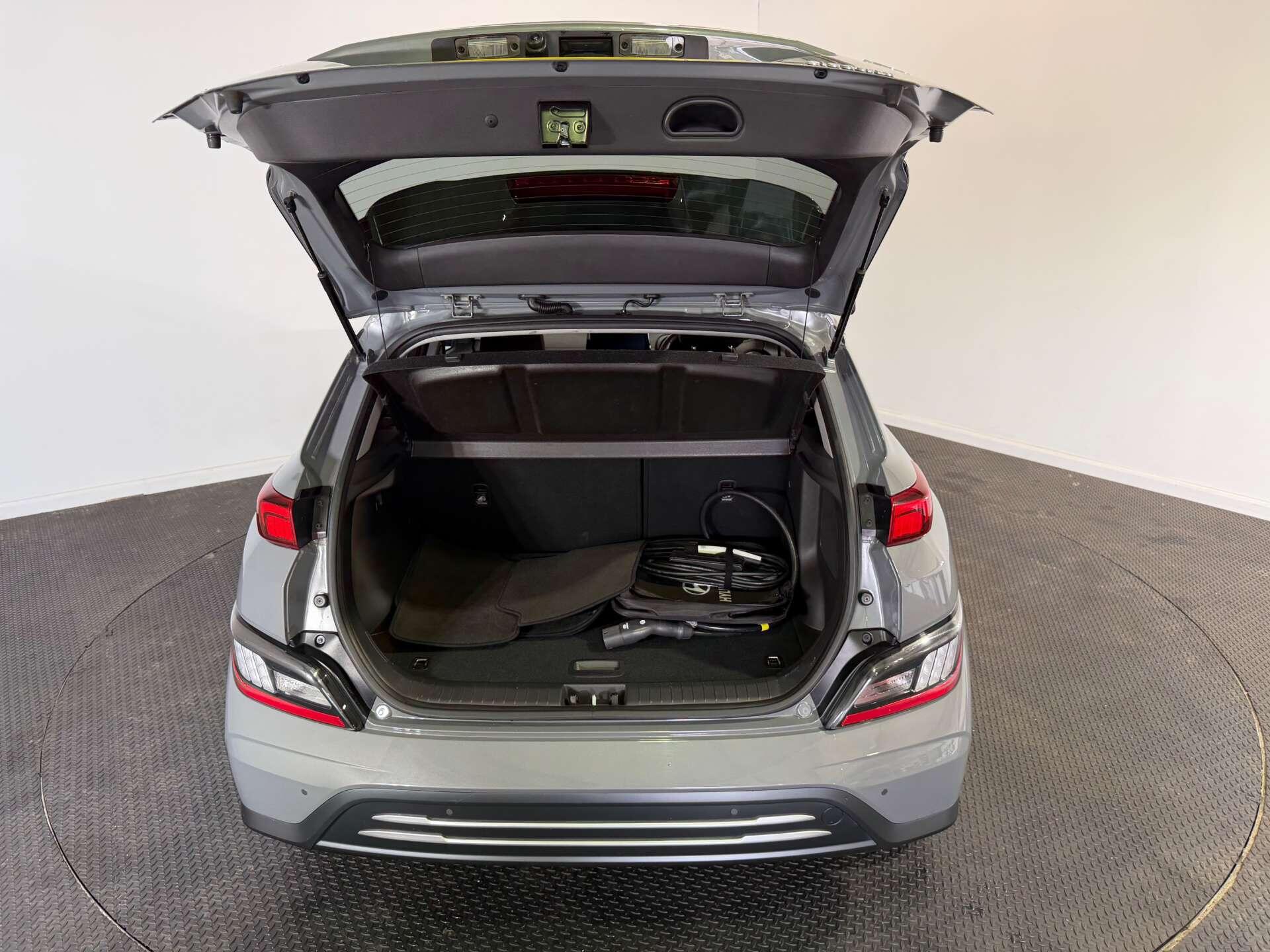 Hyundai Kona view 12
