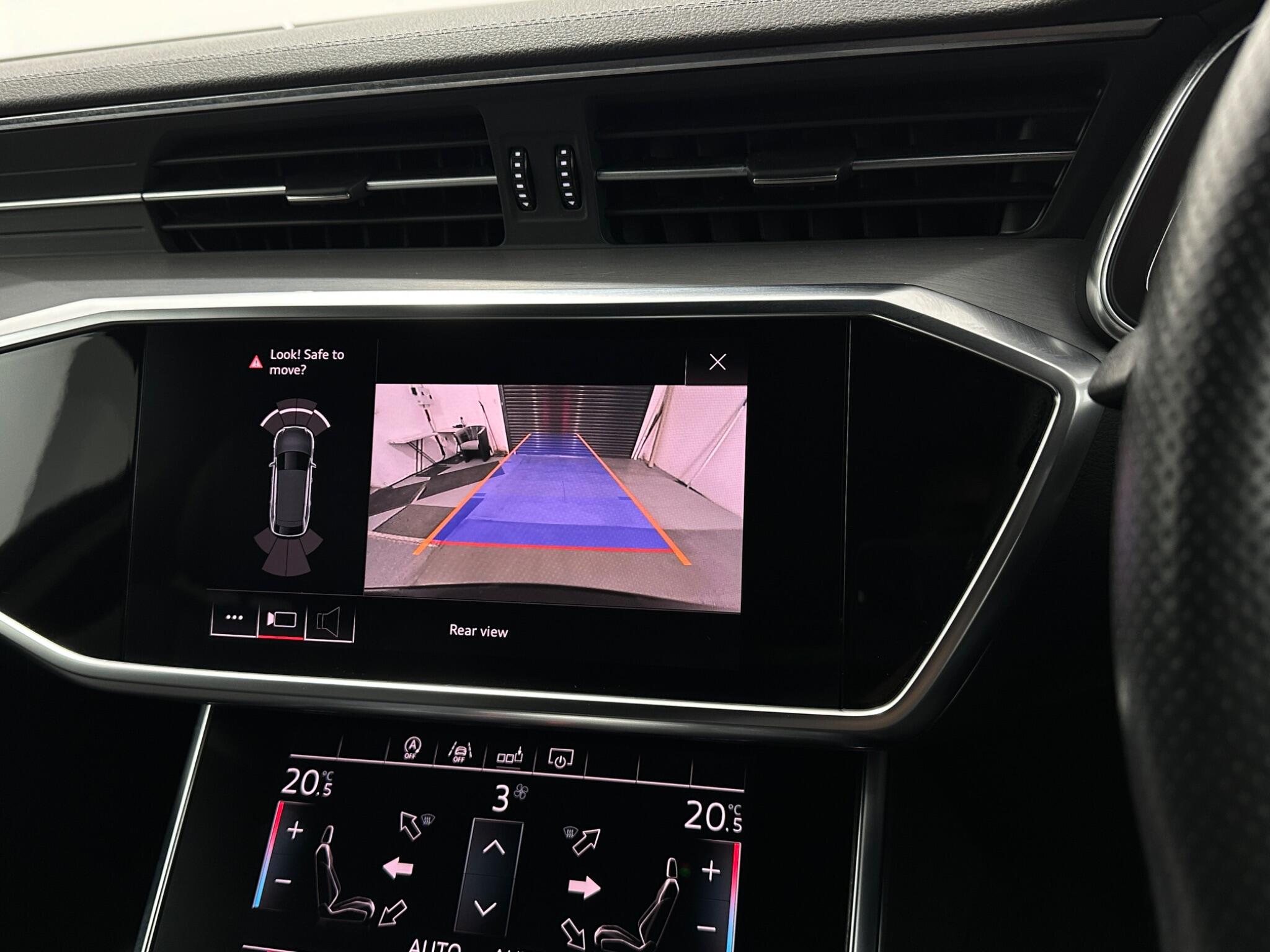 Audi A6 view 23