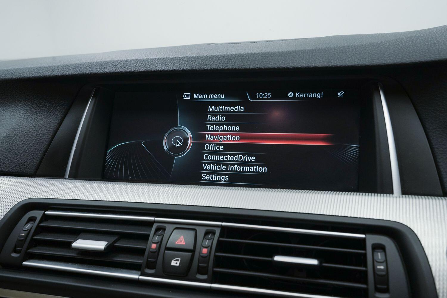 BMW M5 view 27