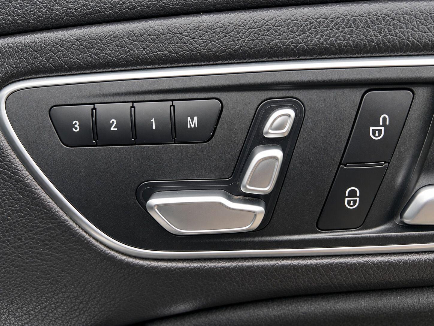Mercedes-Benz Cla view 25