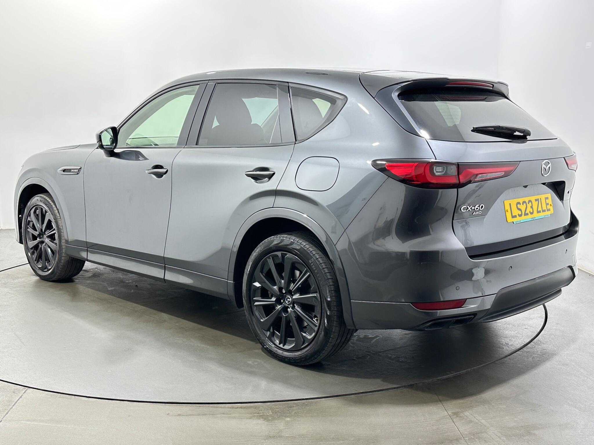 Mazda CX-60 view 6