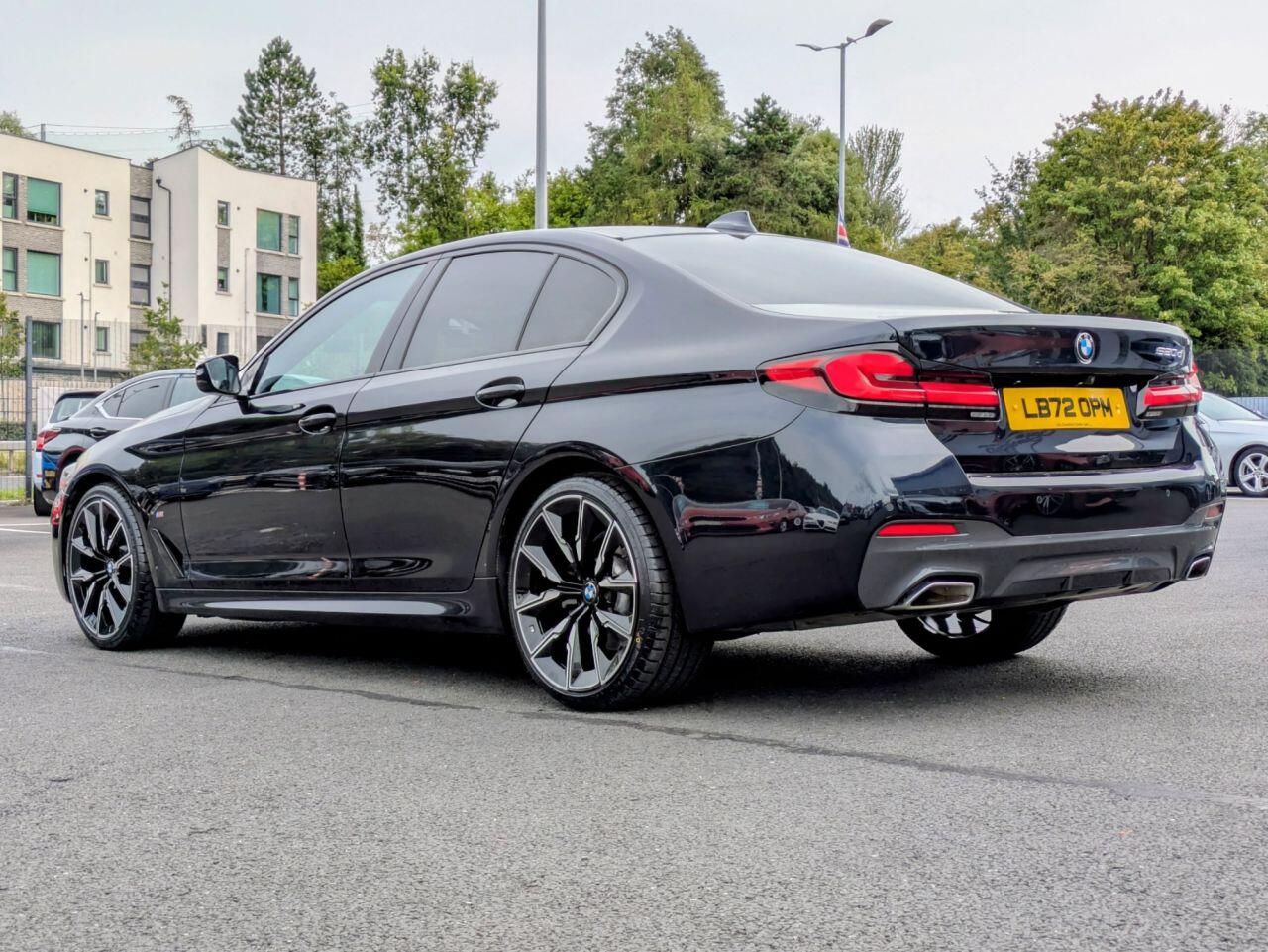BMW 5 Series view 4