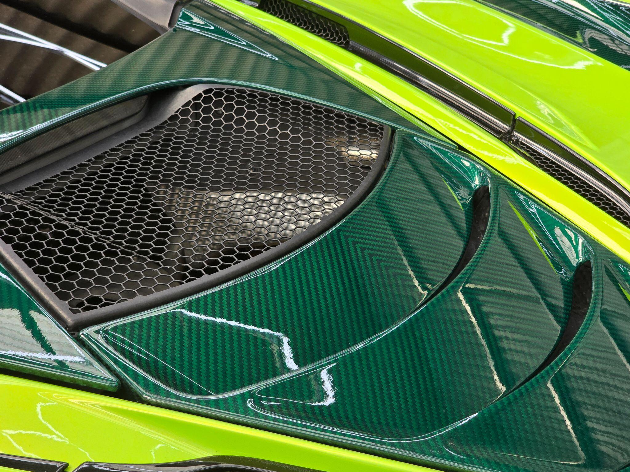 Mclaren 720s view 40