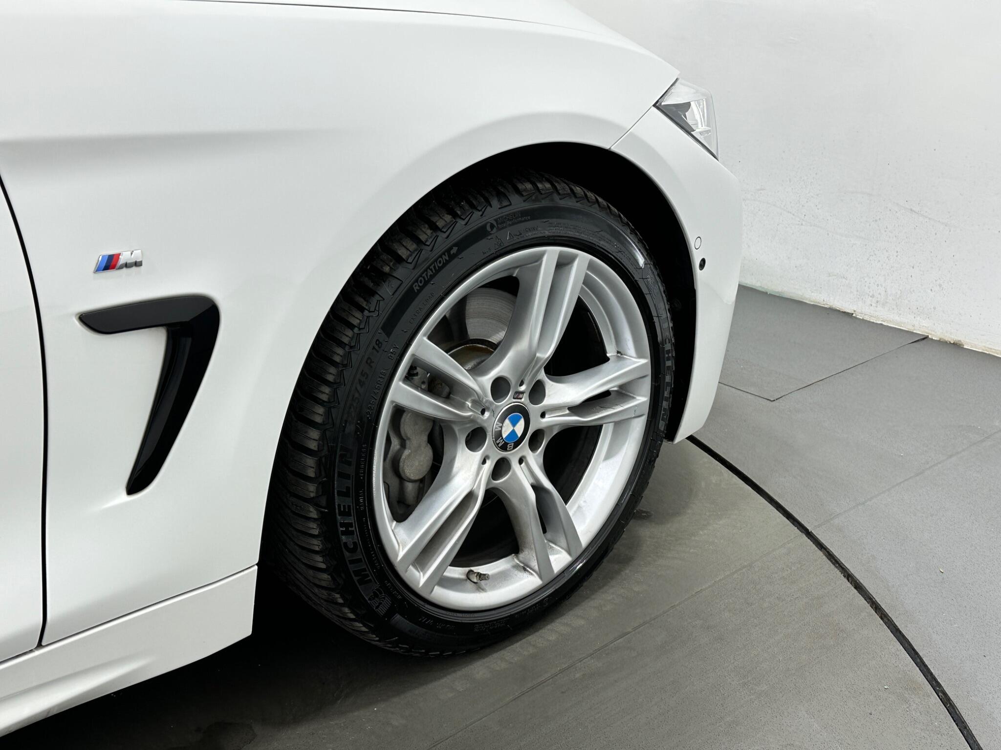 BMW 4 Series view 50