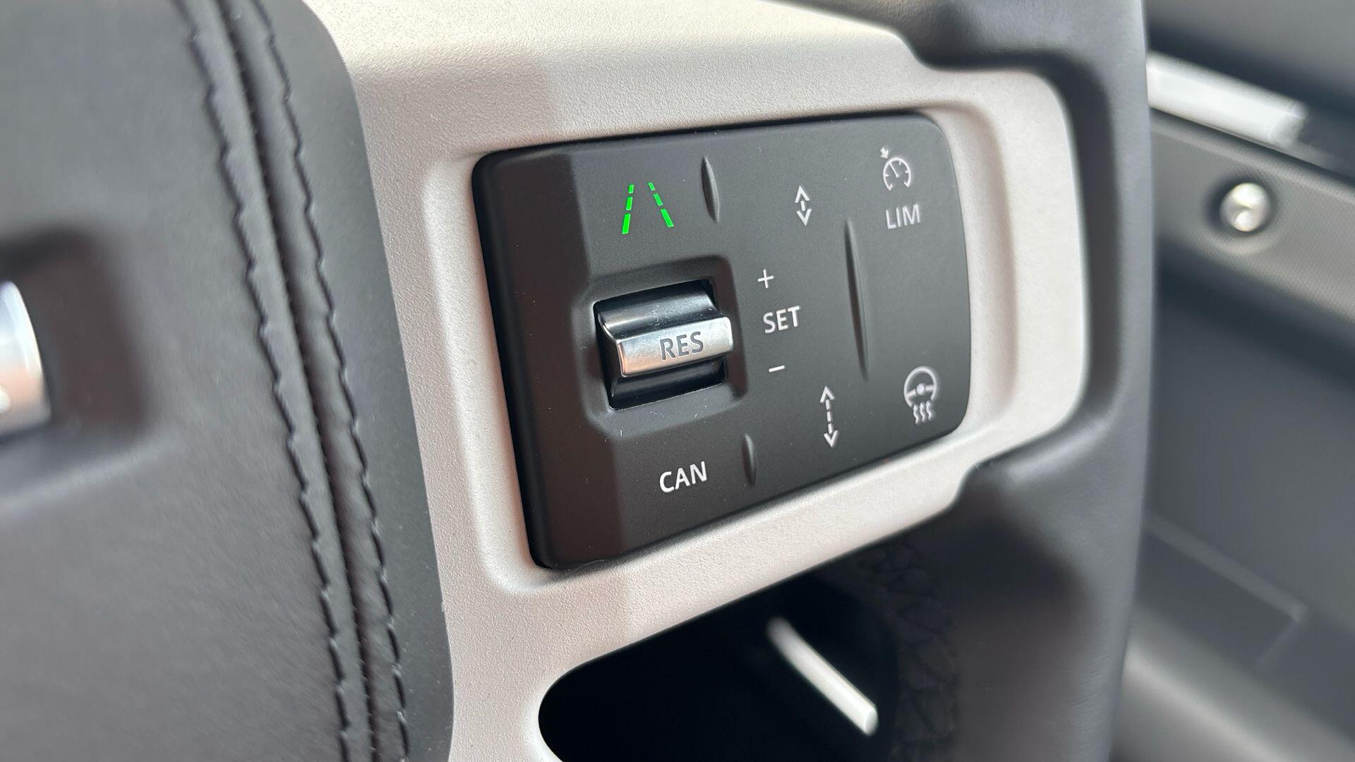 Land Rover Defender view 21