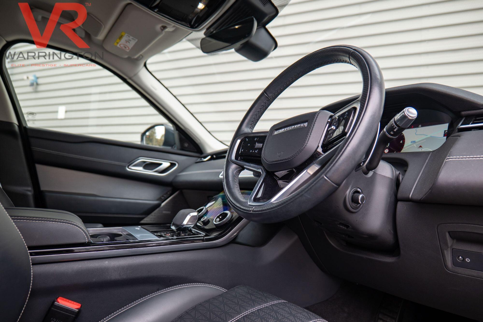 Land Rover Range Rover Velar view 8