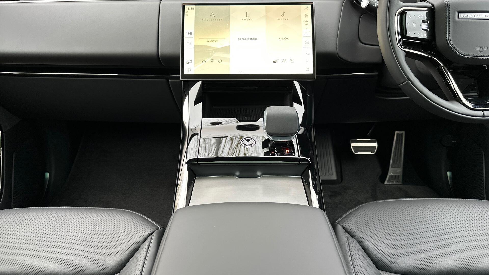 Land Rover Range Rover Sport view 15