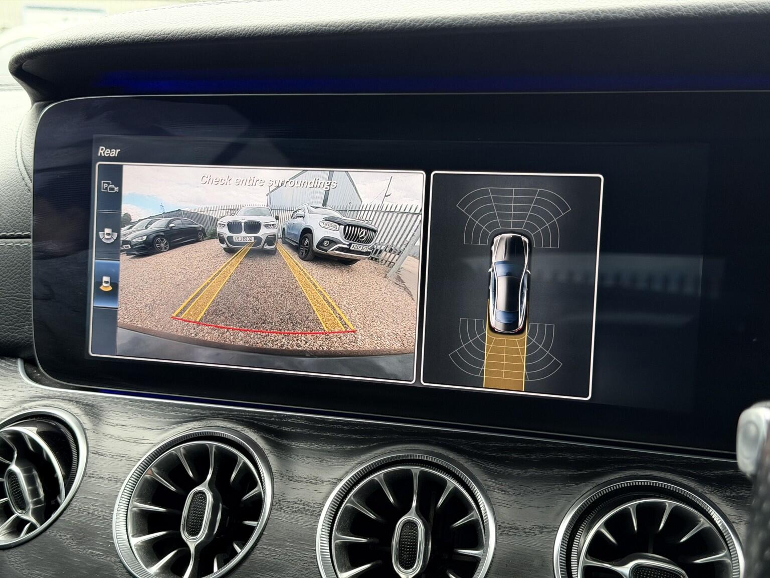 Mercedes-Benz E-Class view 19