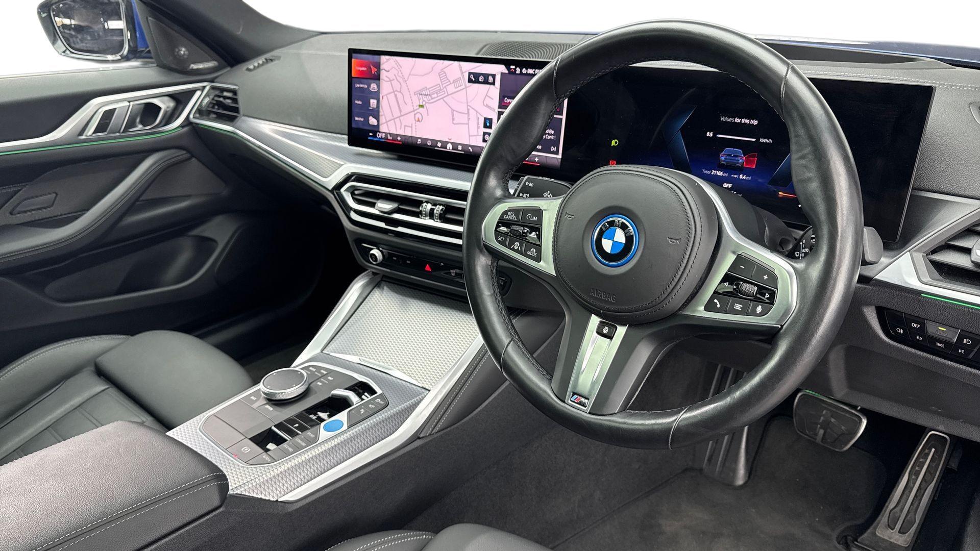 BMW i4 view 6