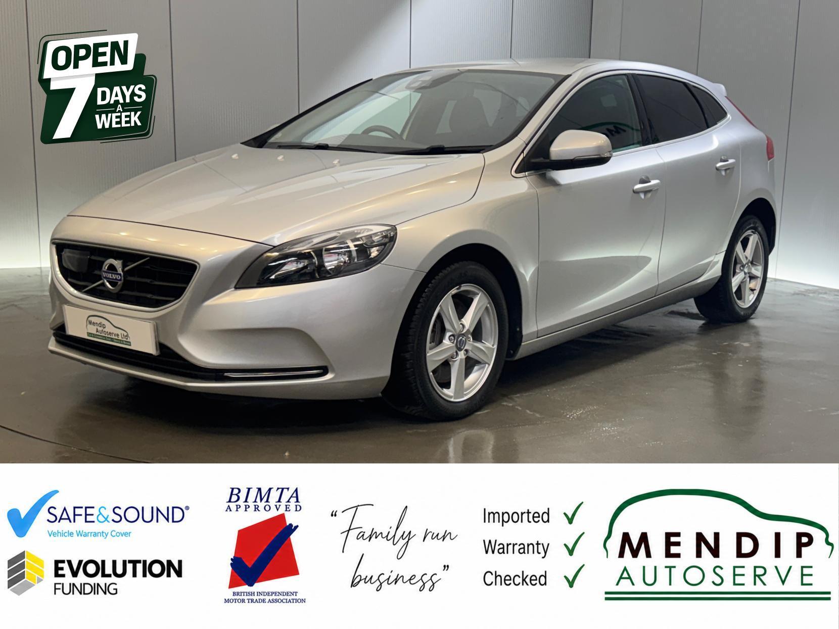 Volvo V40 main image