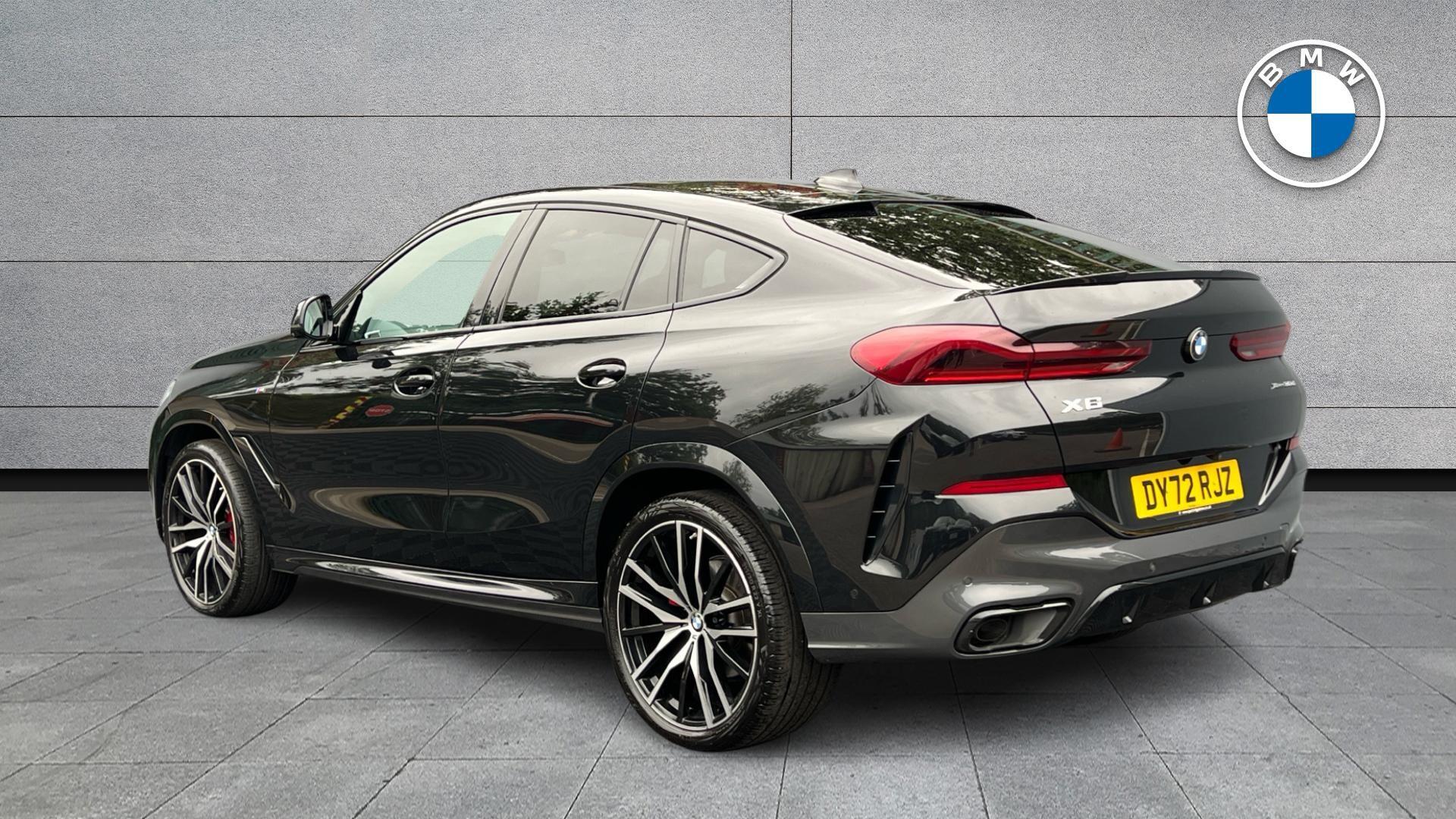 BMW X6 view 2