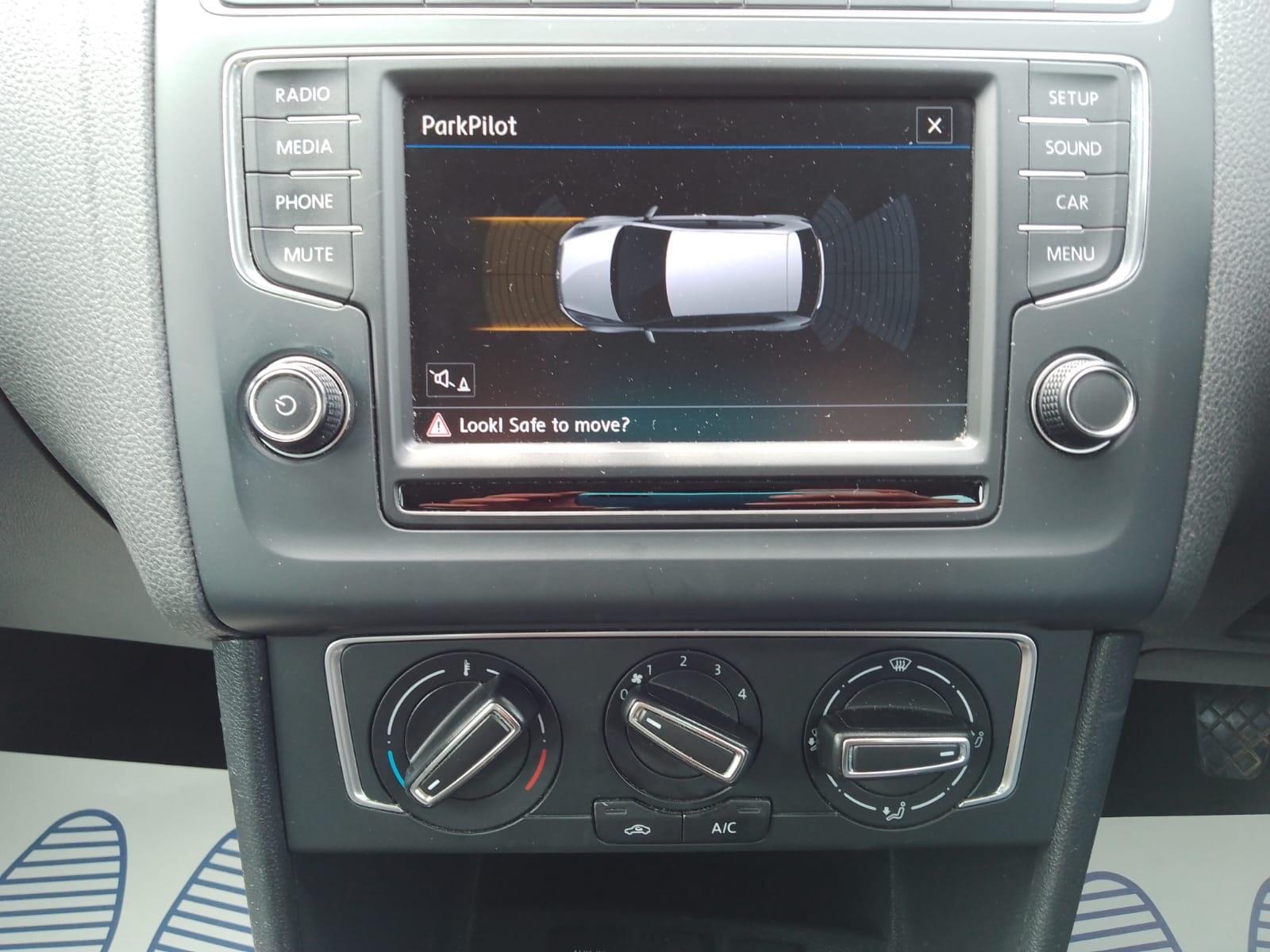 Volkswagen Polo view 41