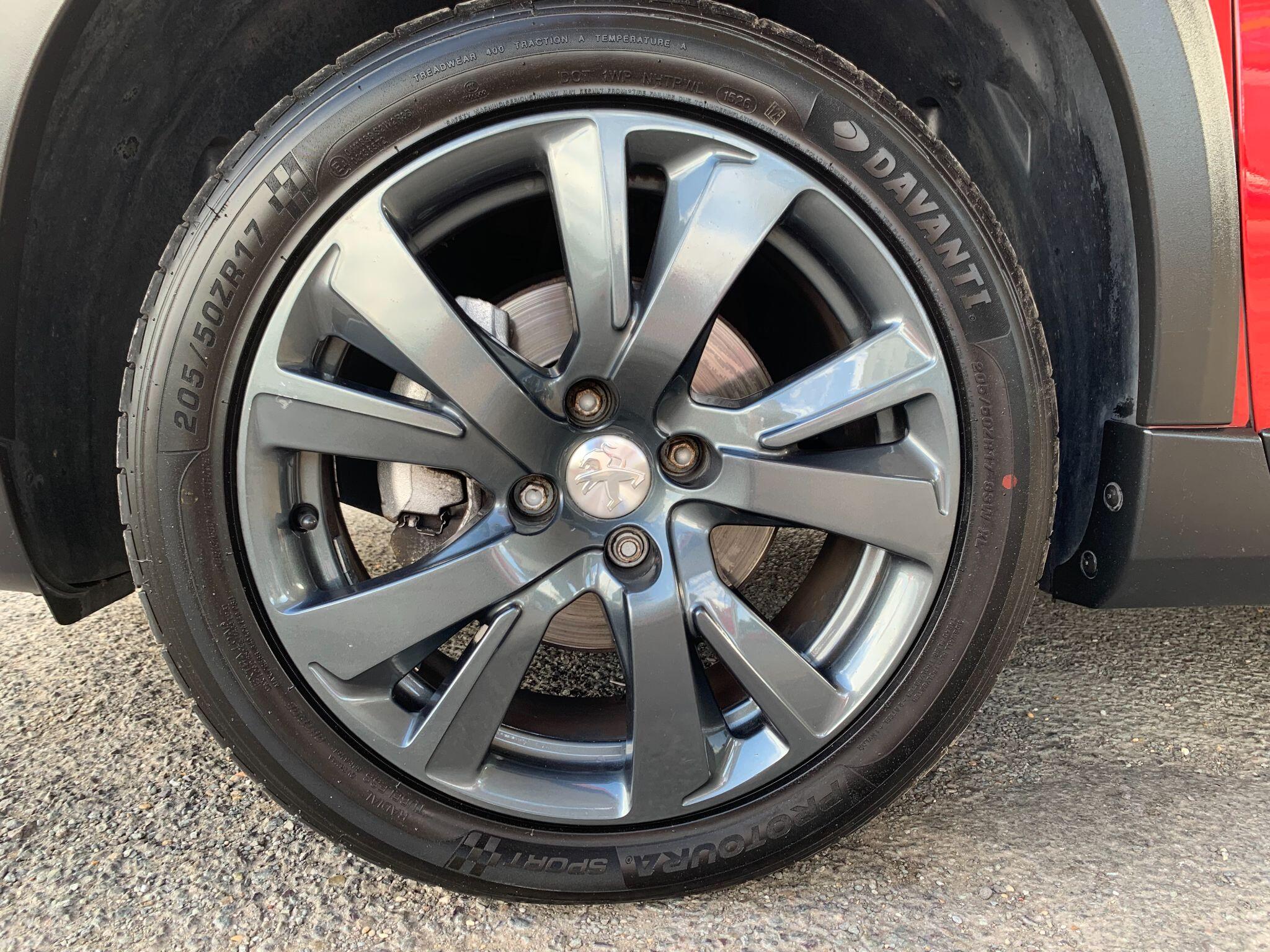 Peugeot 2008 view 43