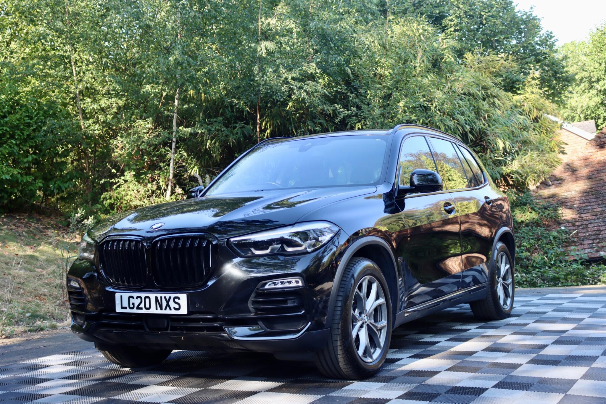 BMW X5 view 22