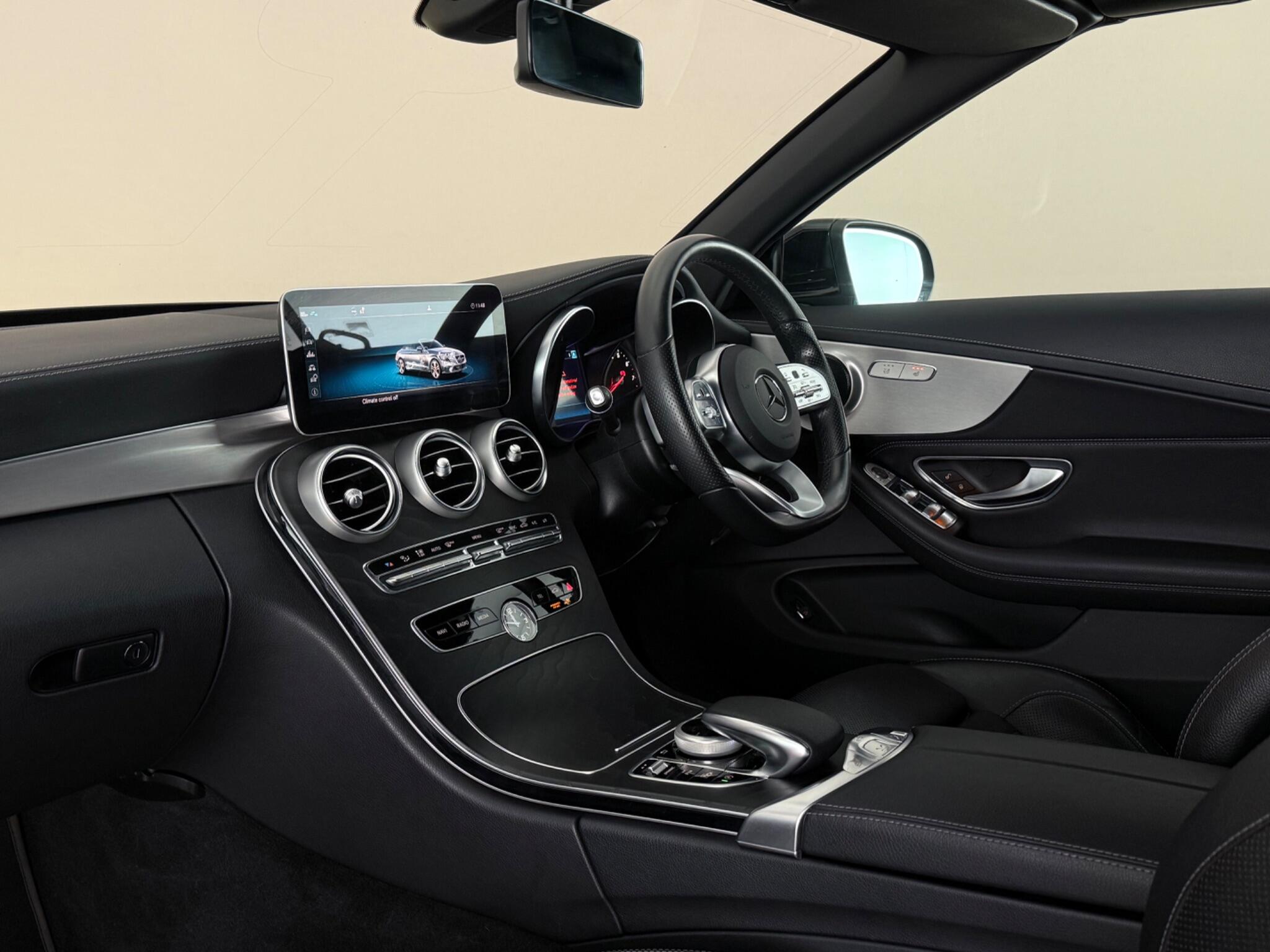 Mercedes-Benz C-Class view 4