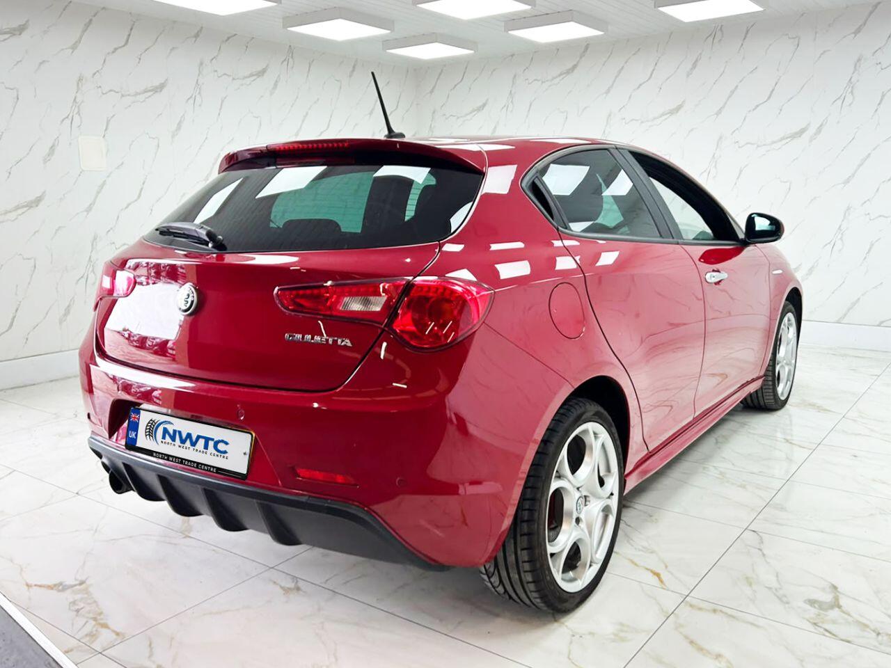 Alfa Romeo Giulietta view 11