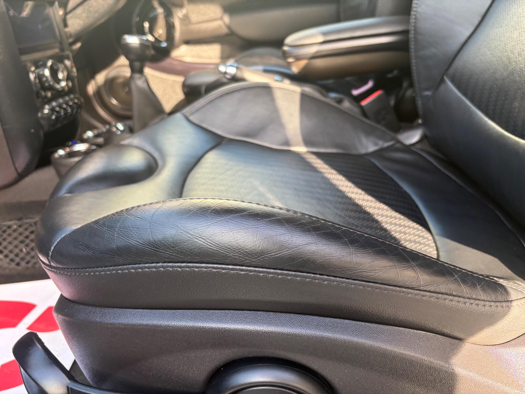 Mini Hatch view 72